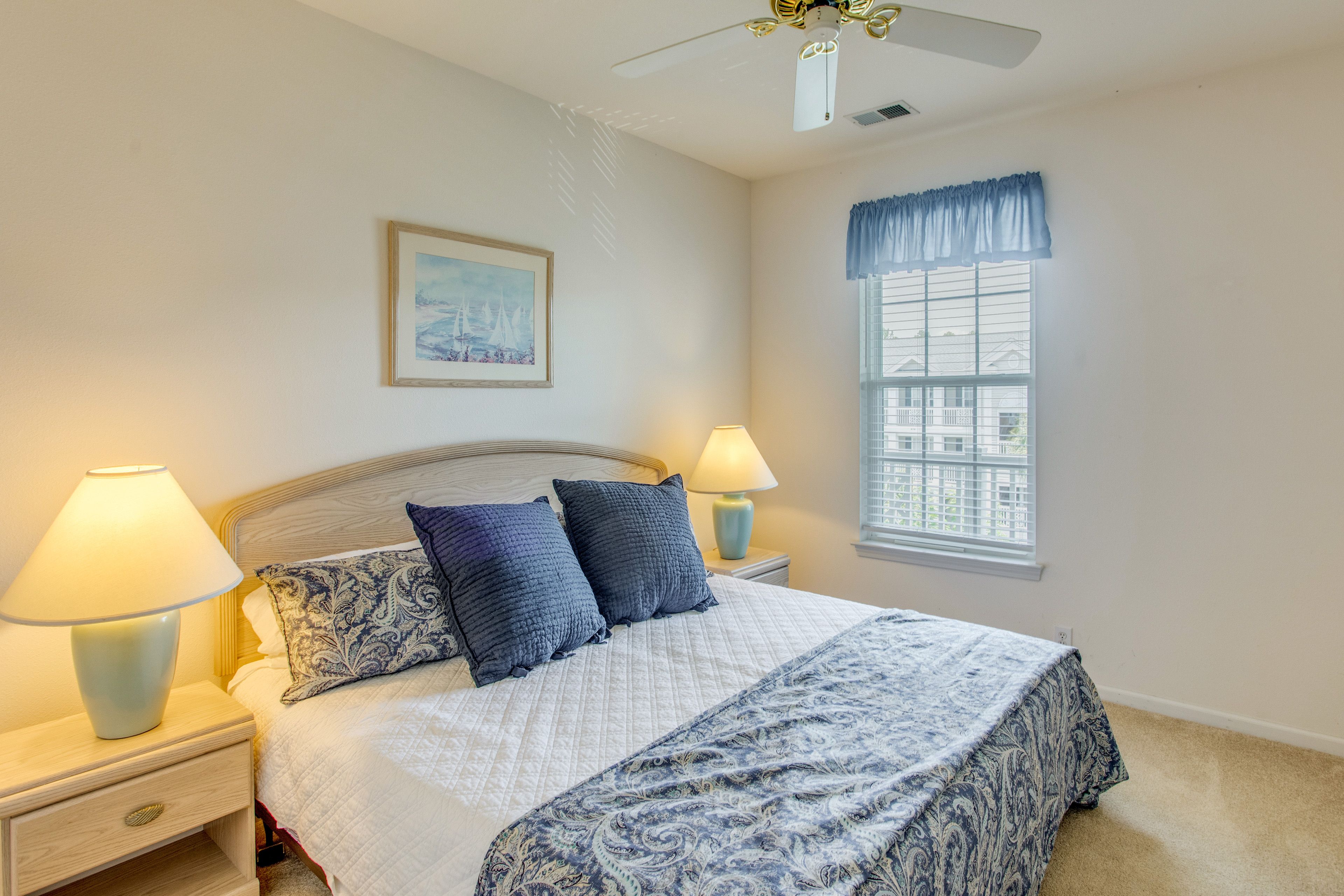 Bedroom 2 | King Bed