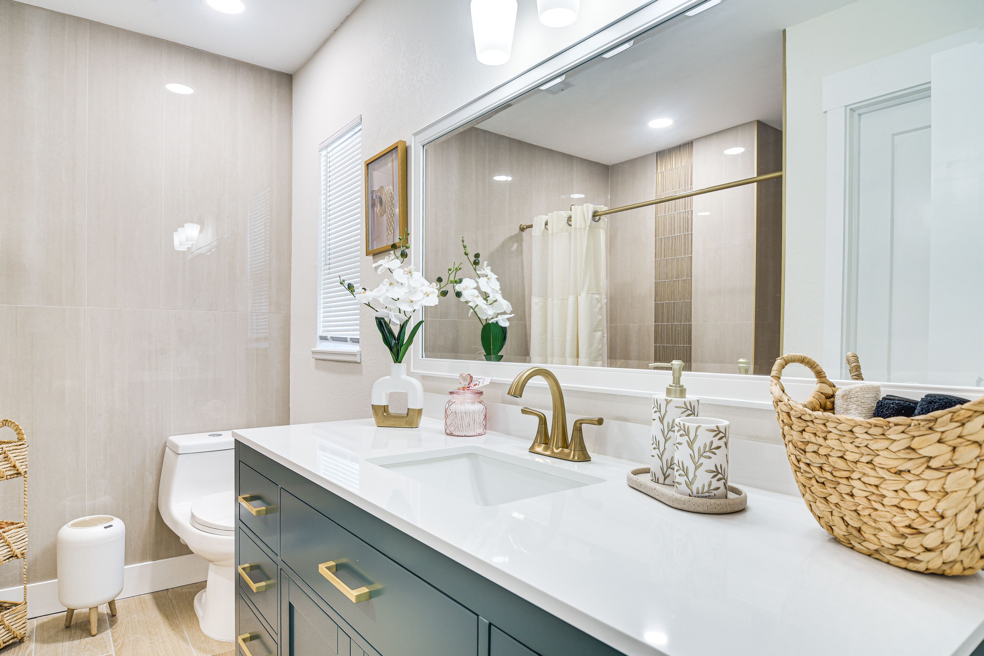 En-Suite Bathroom