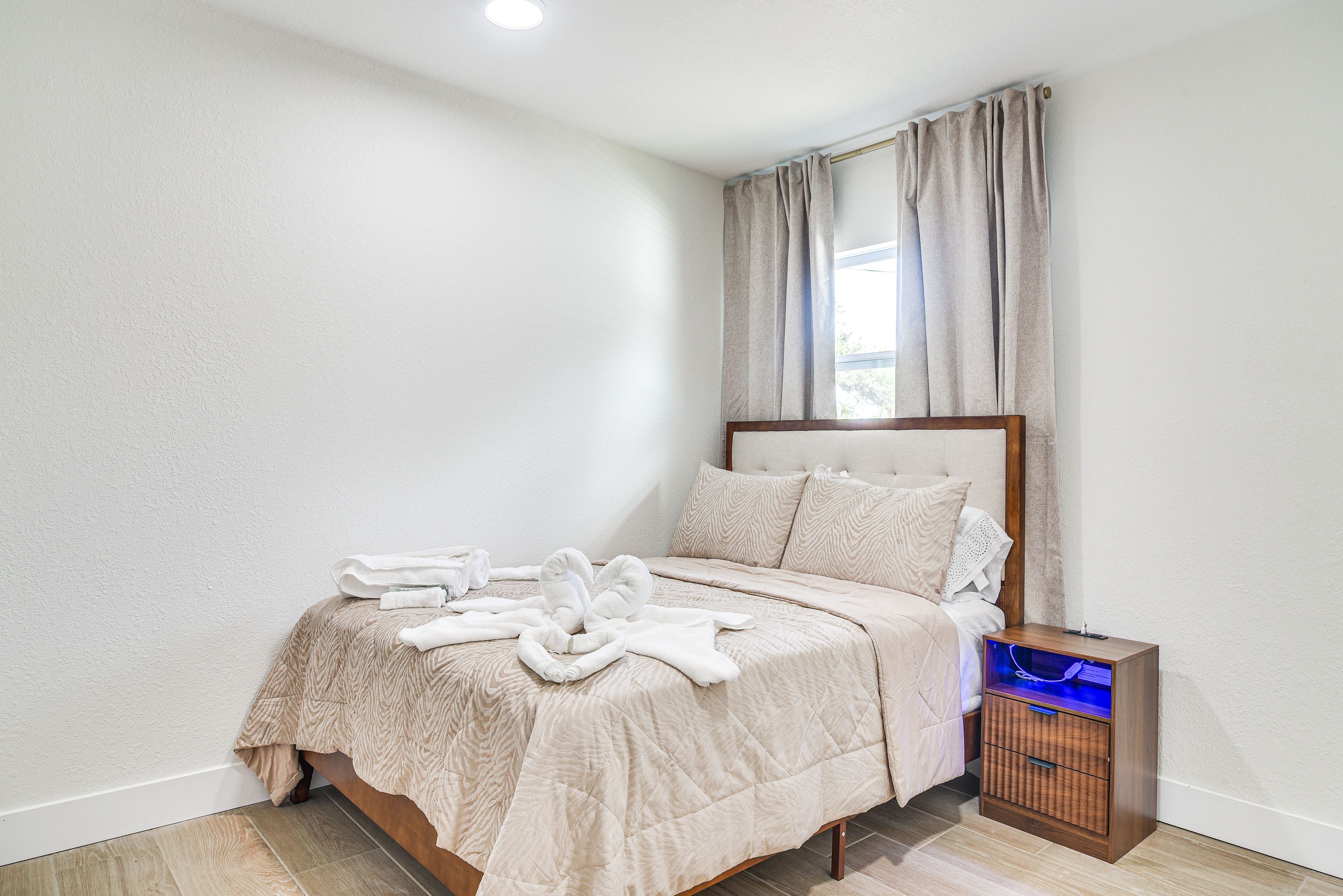 Bedroom 2 | Full Bed