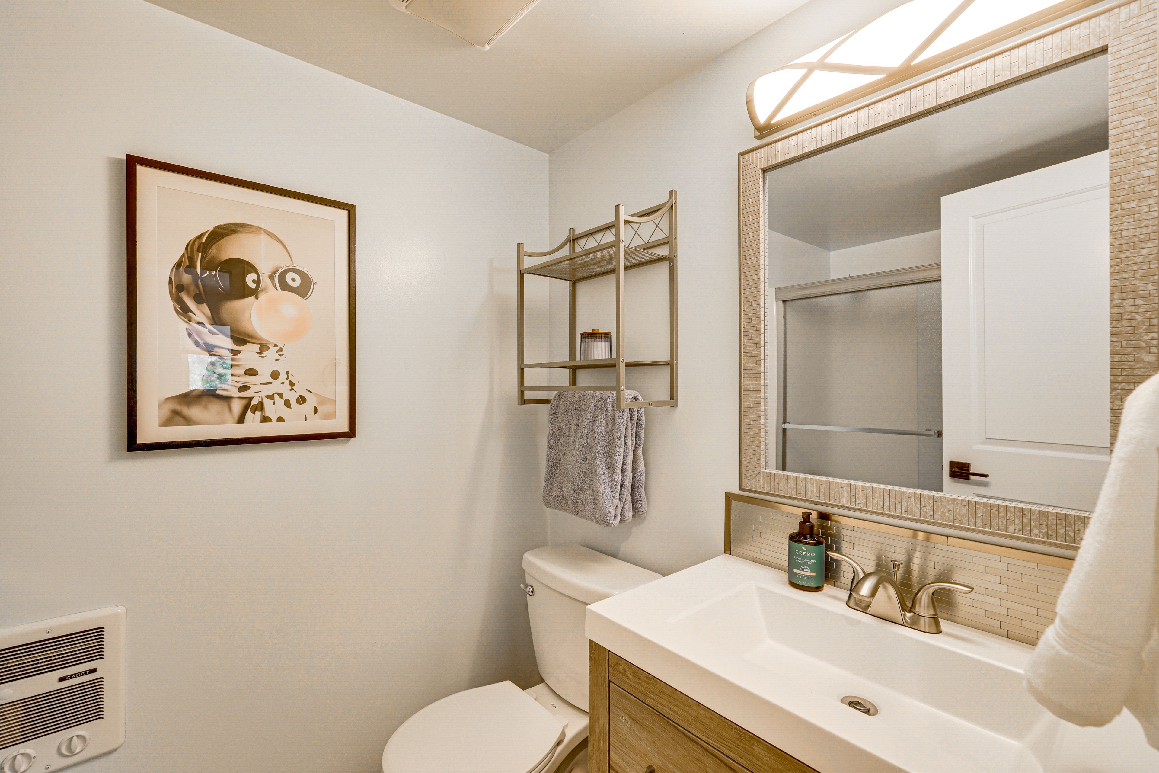 Full Bathroom | Basement Floor