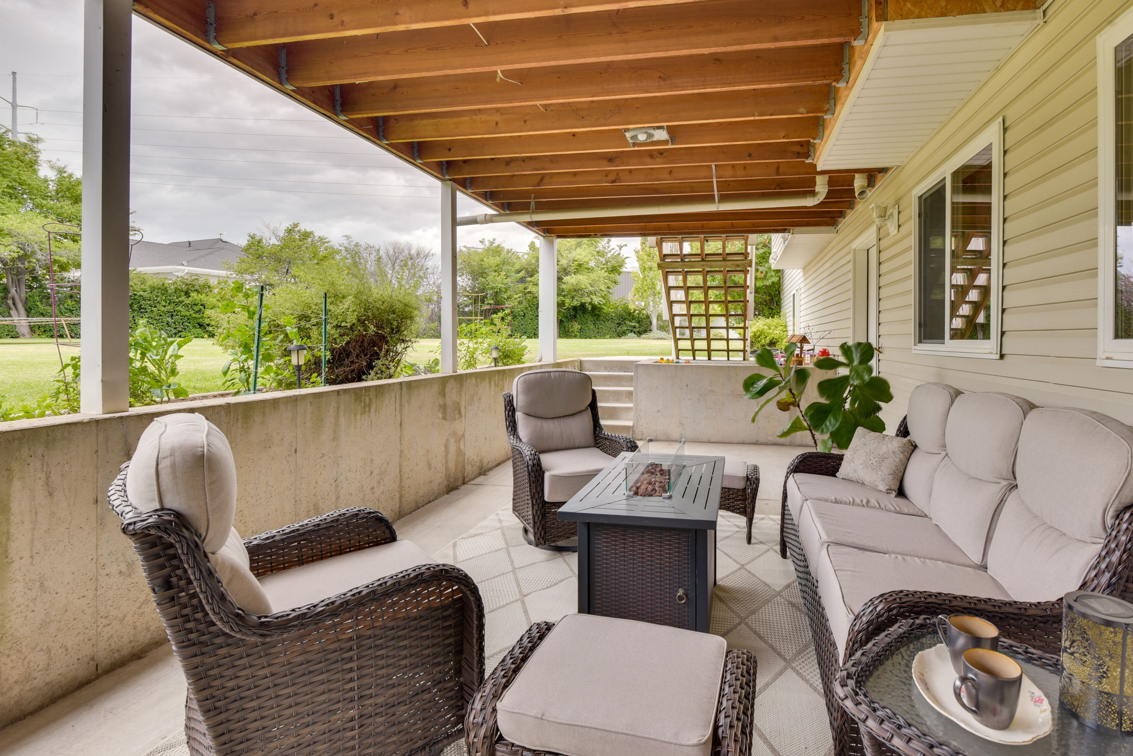 Covered Patio | Outdoor Seating & Dining Areas | Mountain Views
