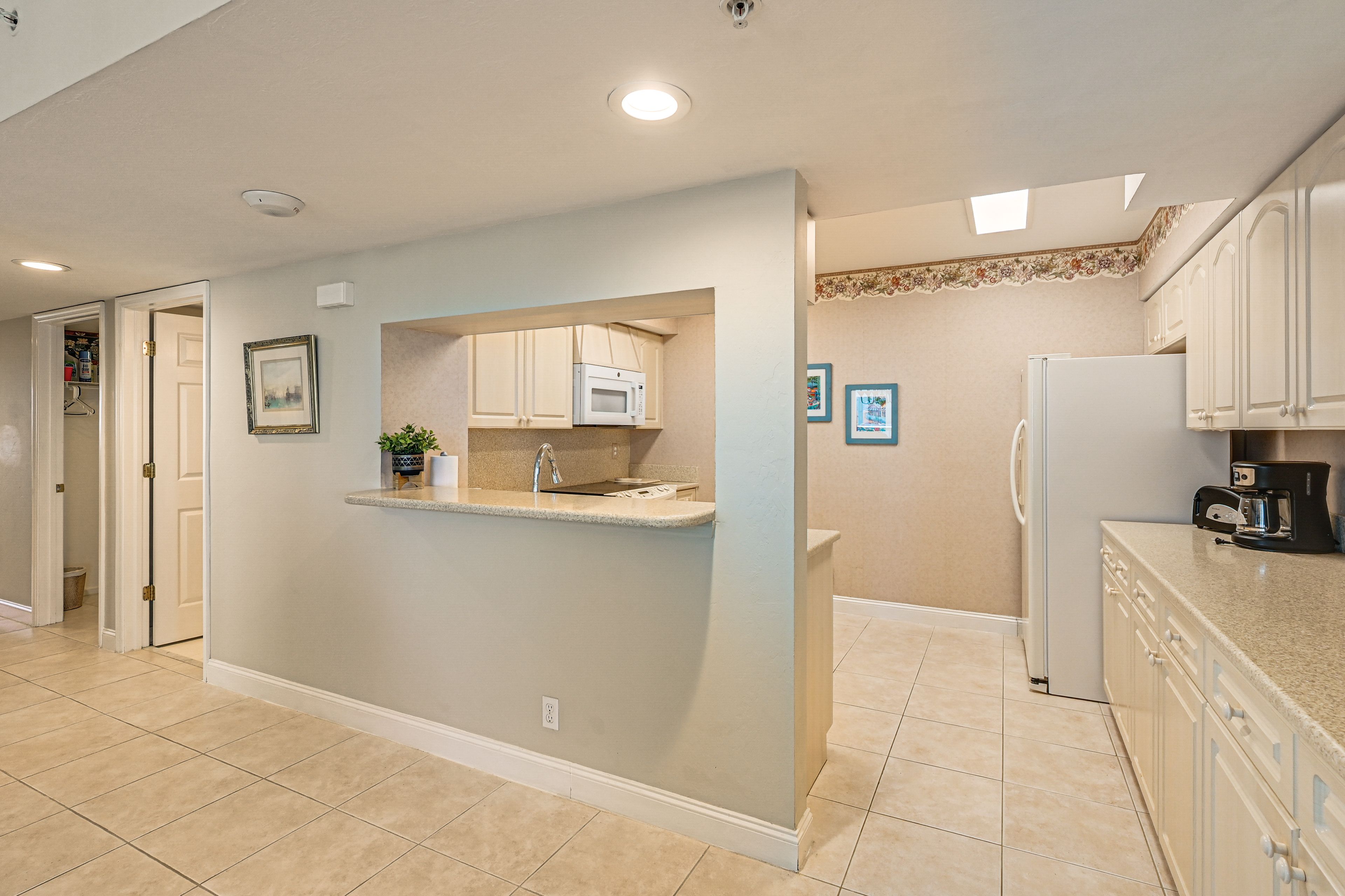 Kitchen | Dishwasher