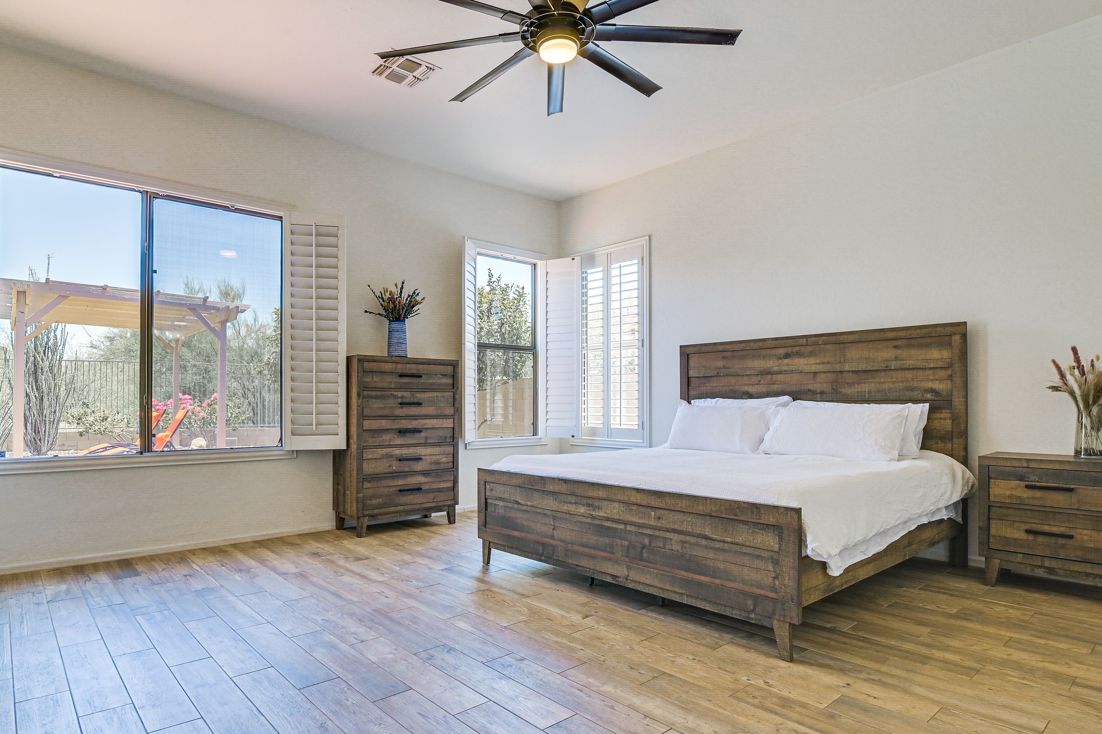 Bedroom 1 | King Bed | En-Suite Bathroom