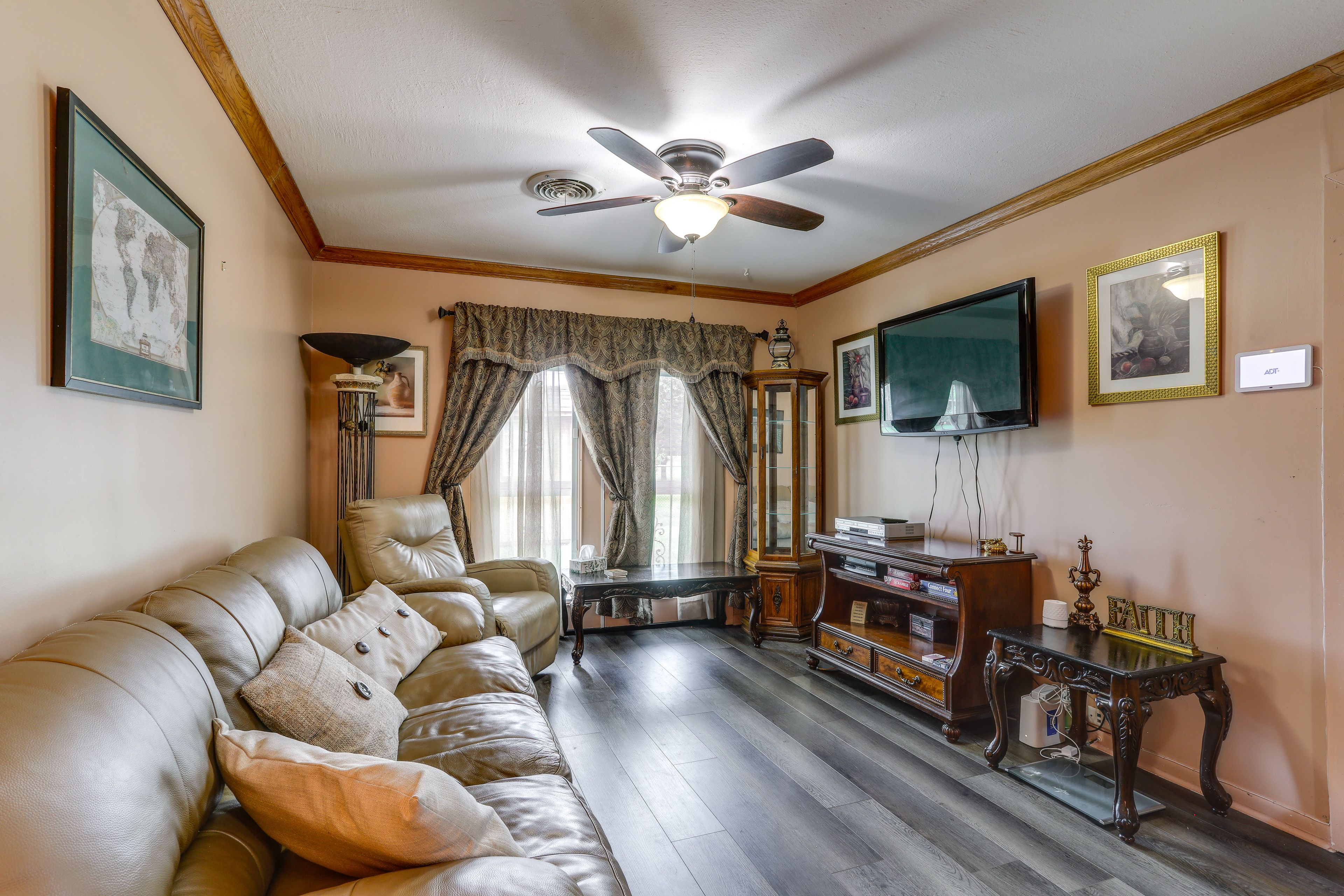 Baton Rouge Vacation Rental | 3BR | 1.5BA | 1,100 Sq Ft