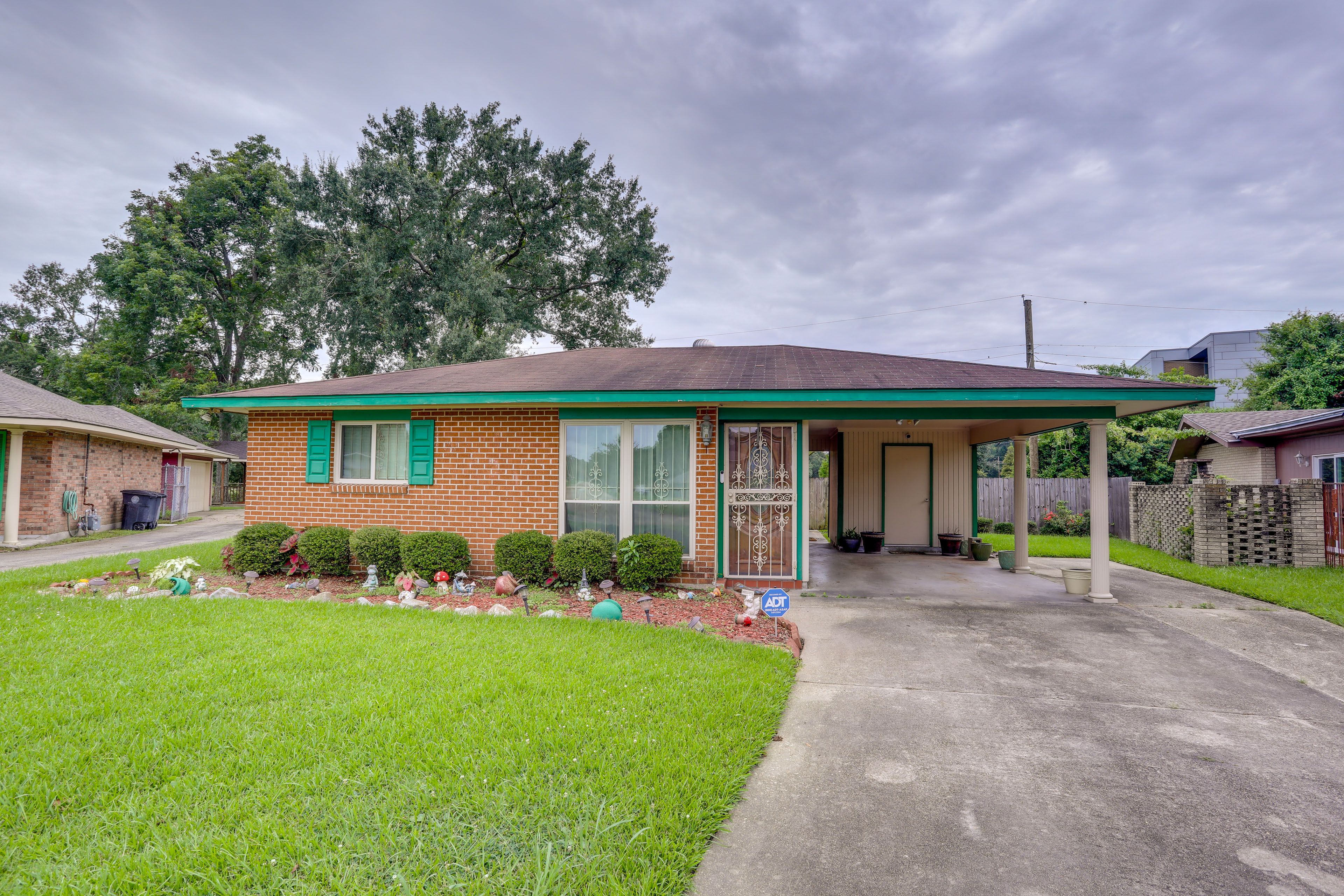 Property Exterior | Single-Story Home