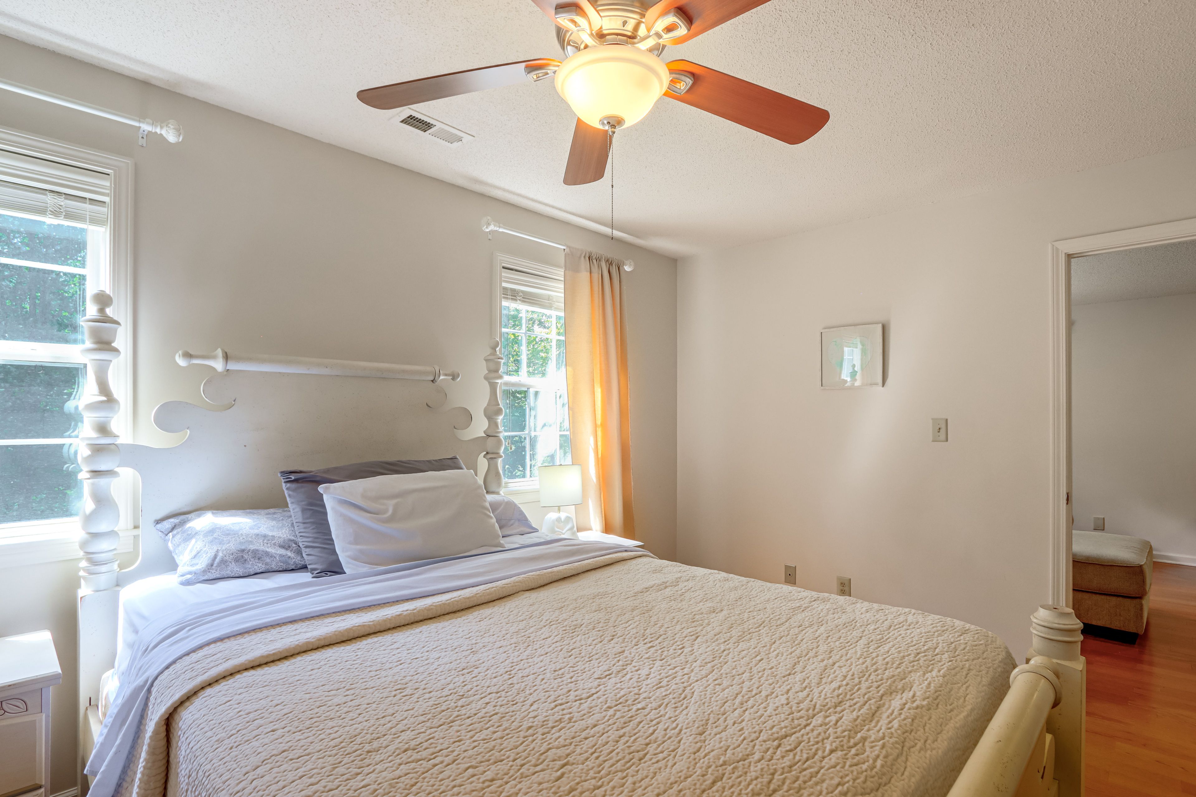 Bedroom 3 | King Bed