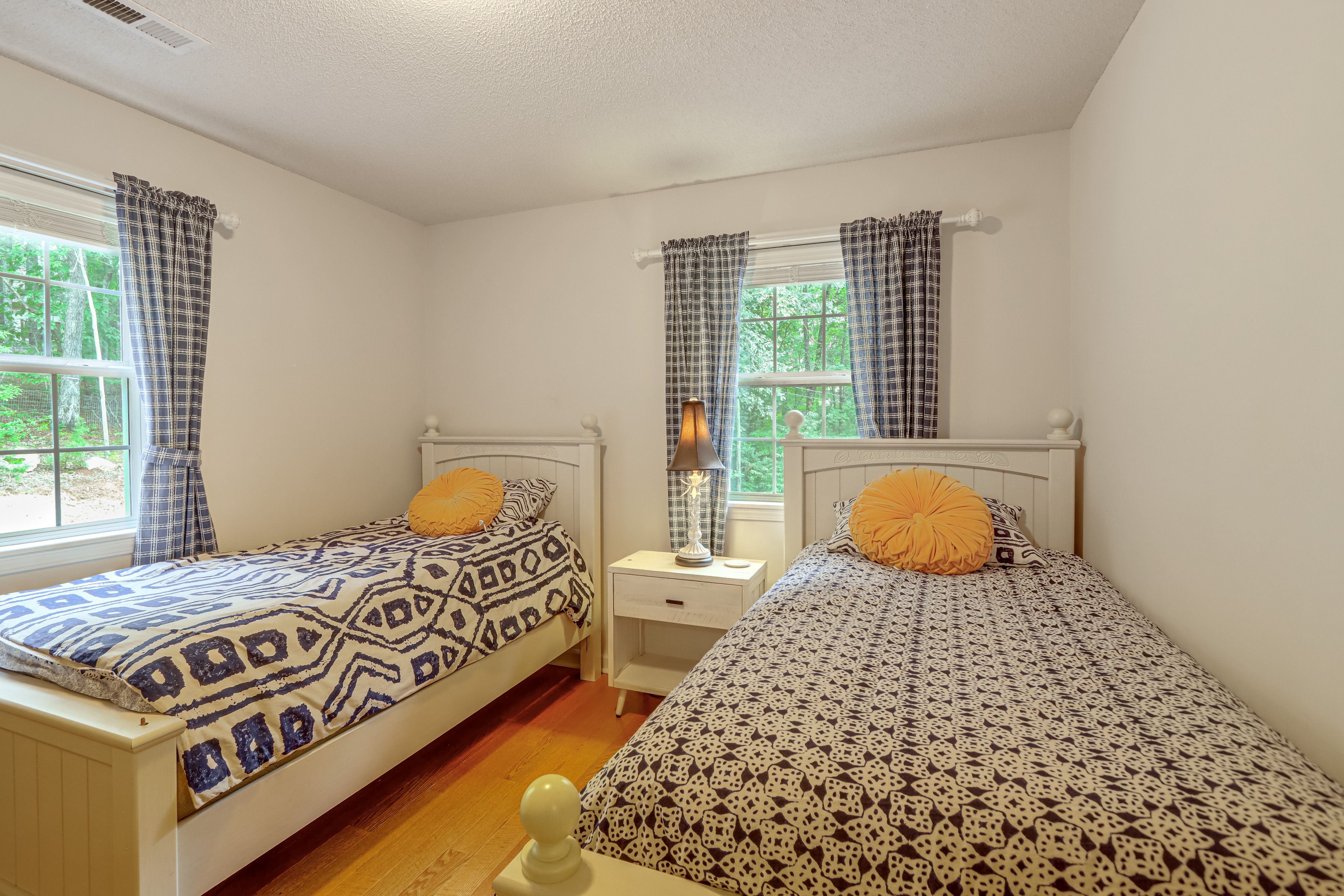 Bedroom 4 | 2 Twin Beds