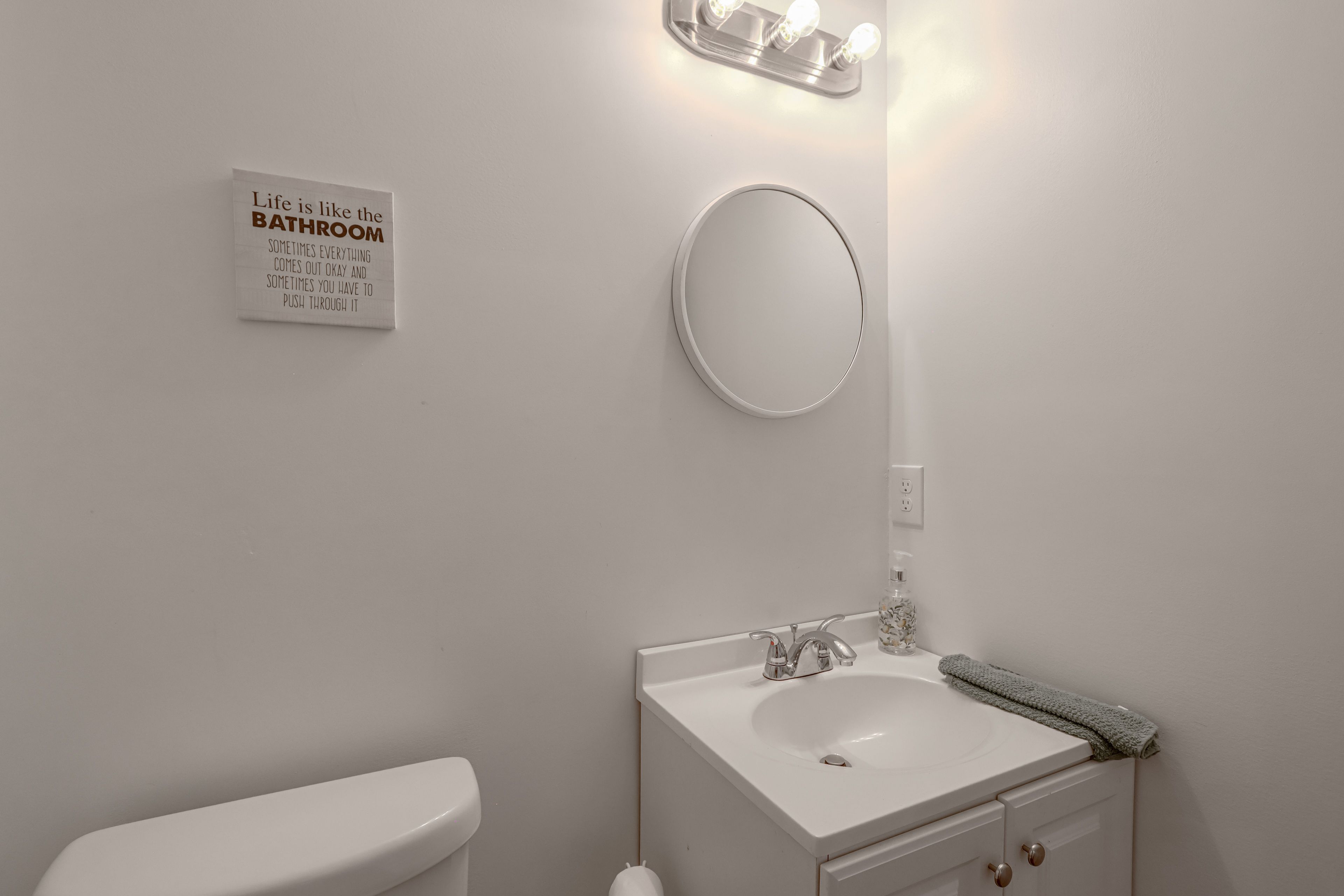 Full Bathroom
