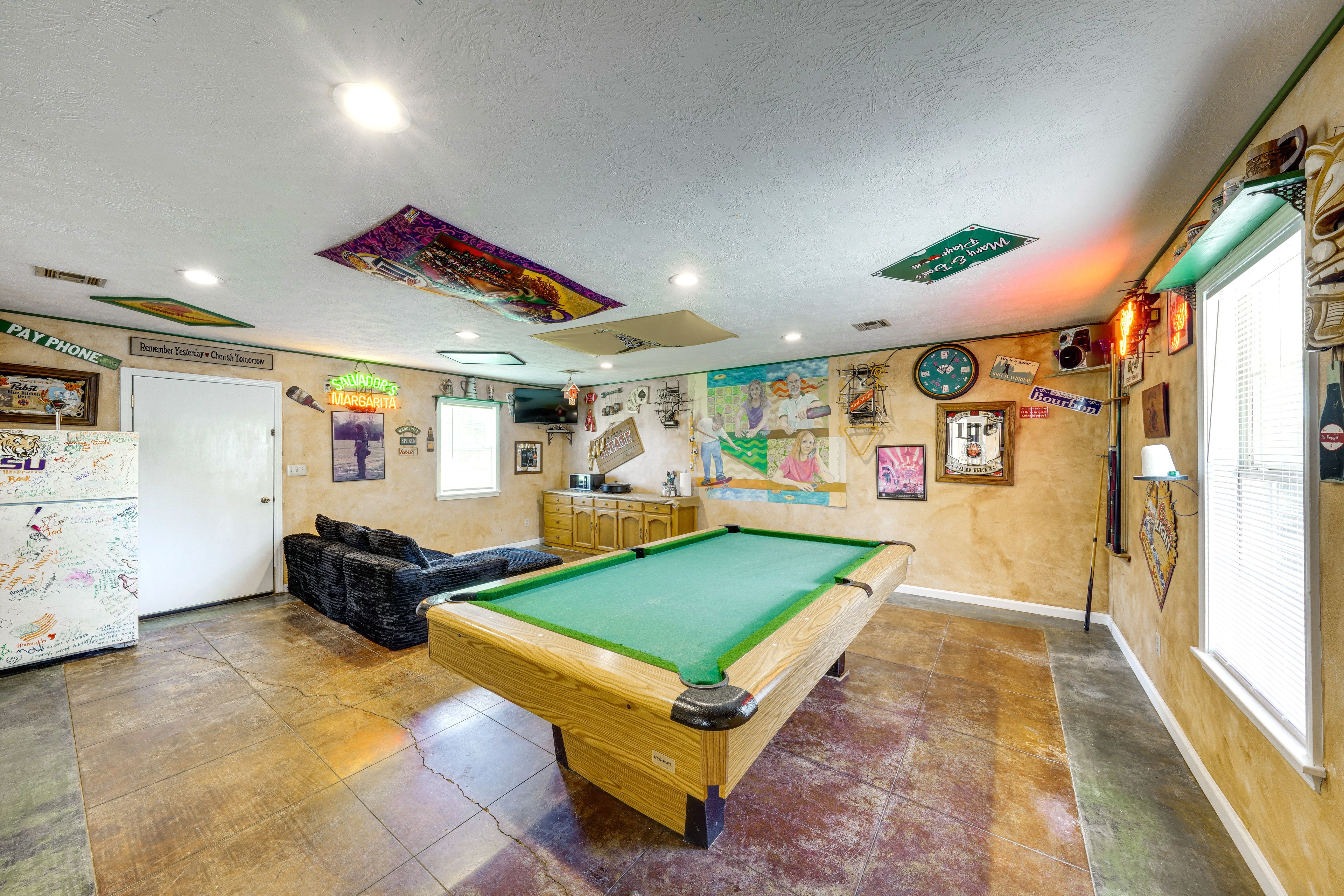 Pool Table