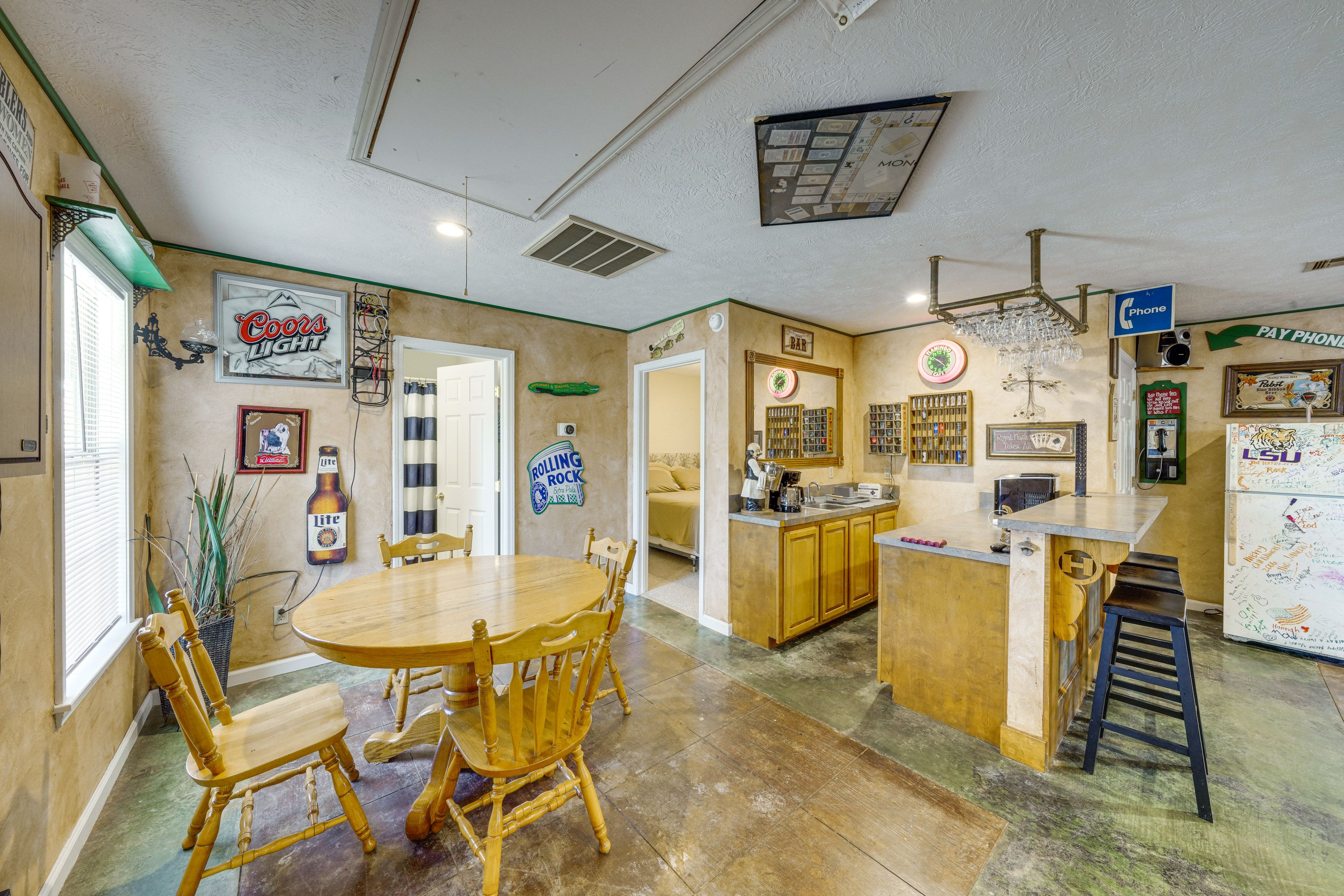 Dining Table | Breakfast Bar