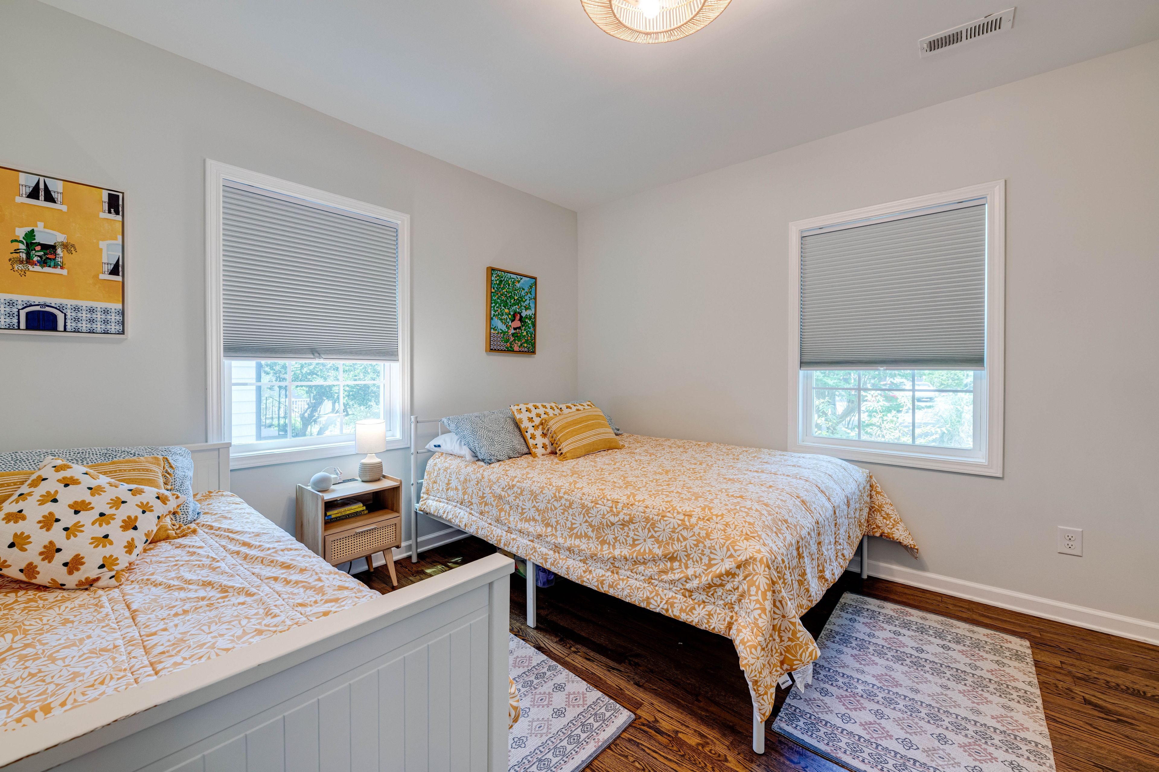 Bedroom 2 | Queen Bed | Twin Daybed