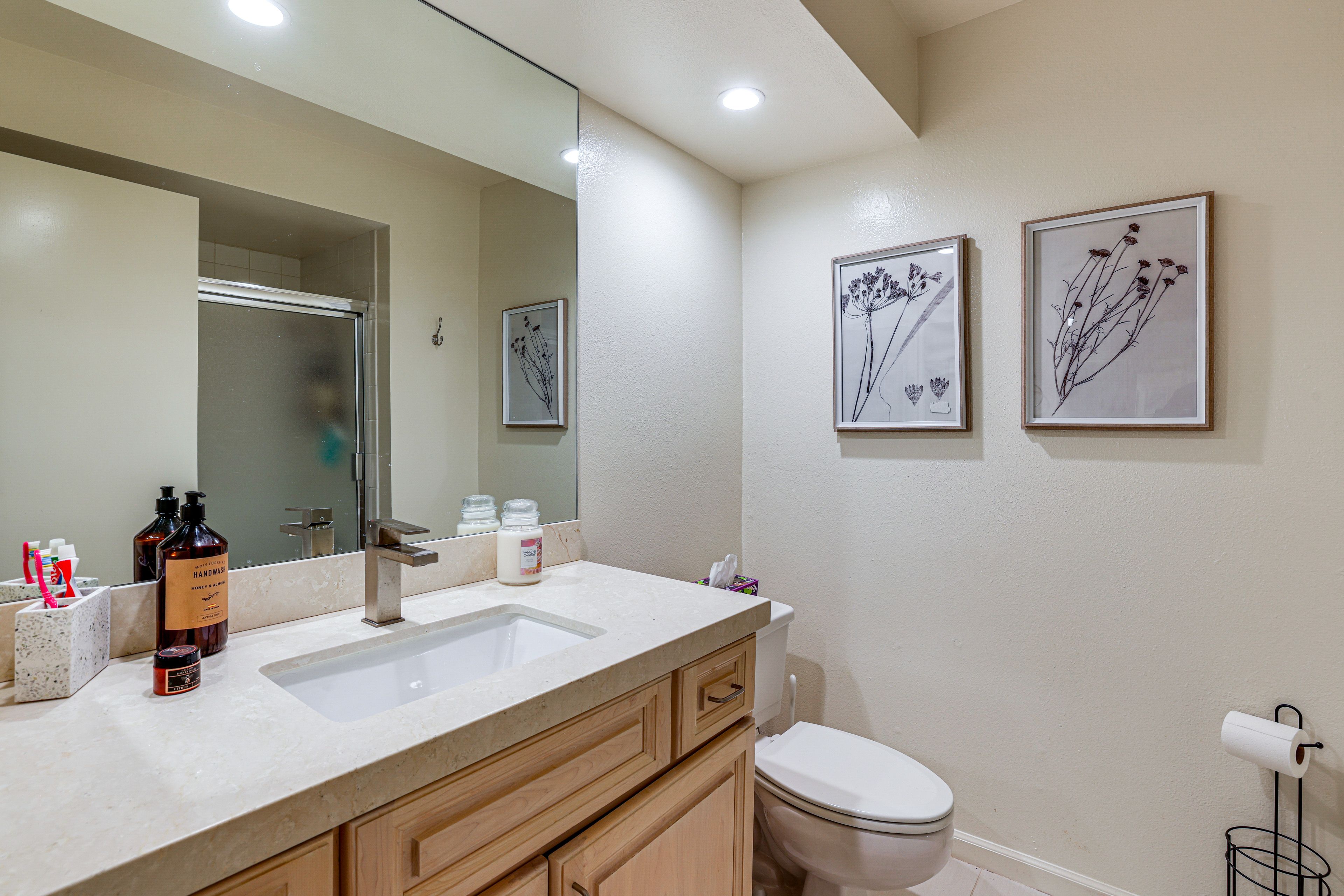 En-Suite Bathroom | 2nd Floor