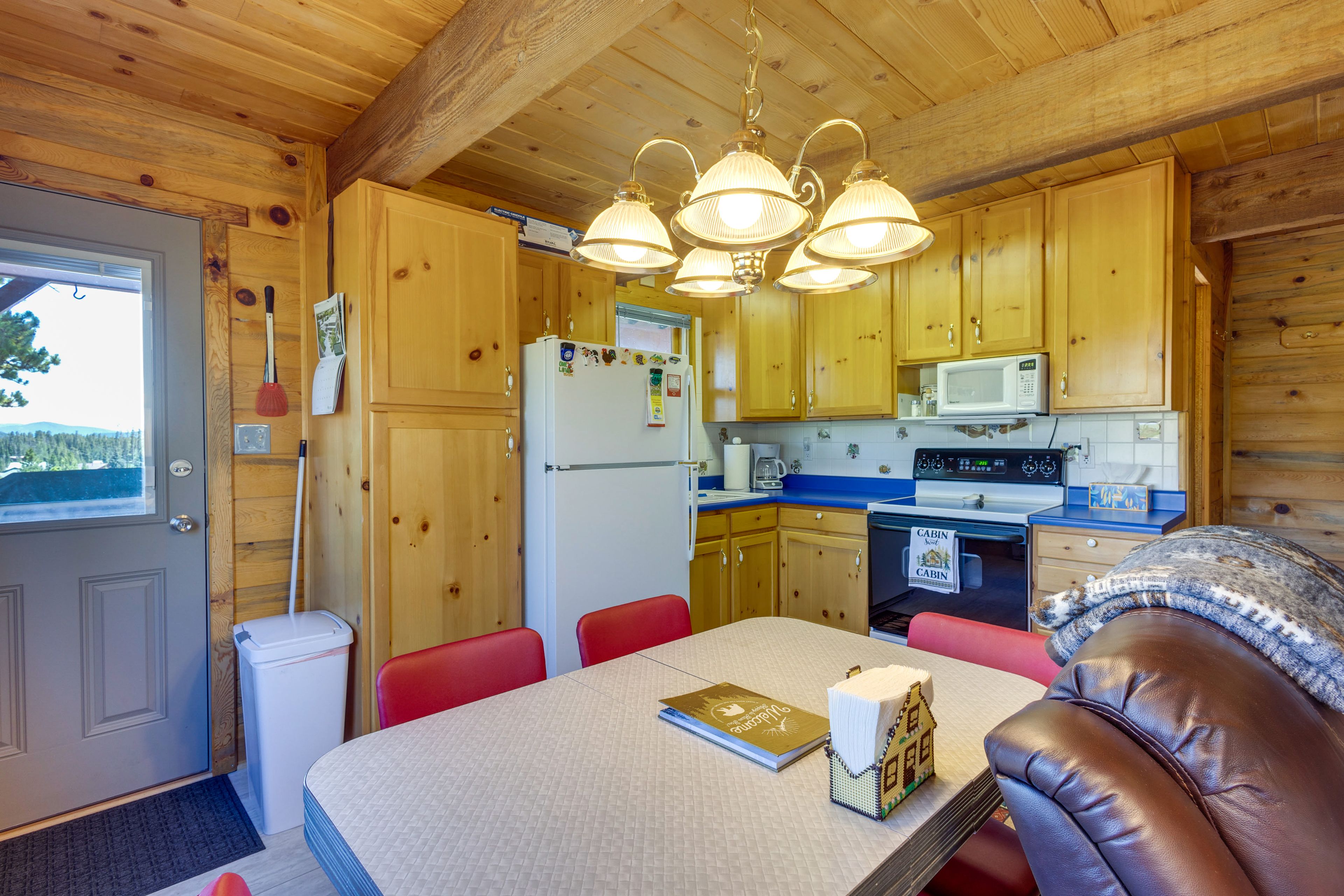 Kitchen | 1st Floor