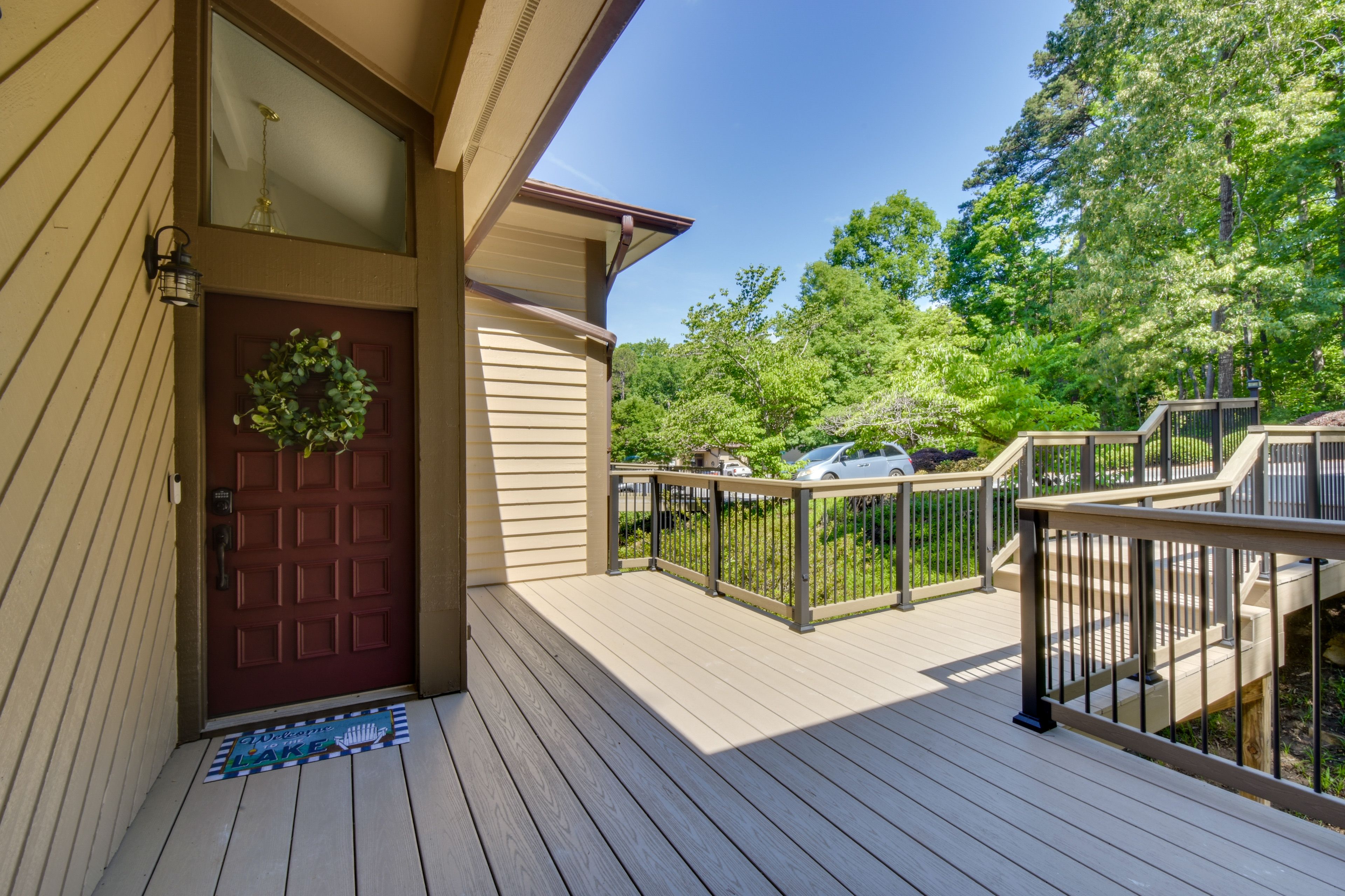 Exterior Entry
