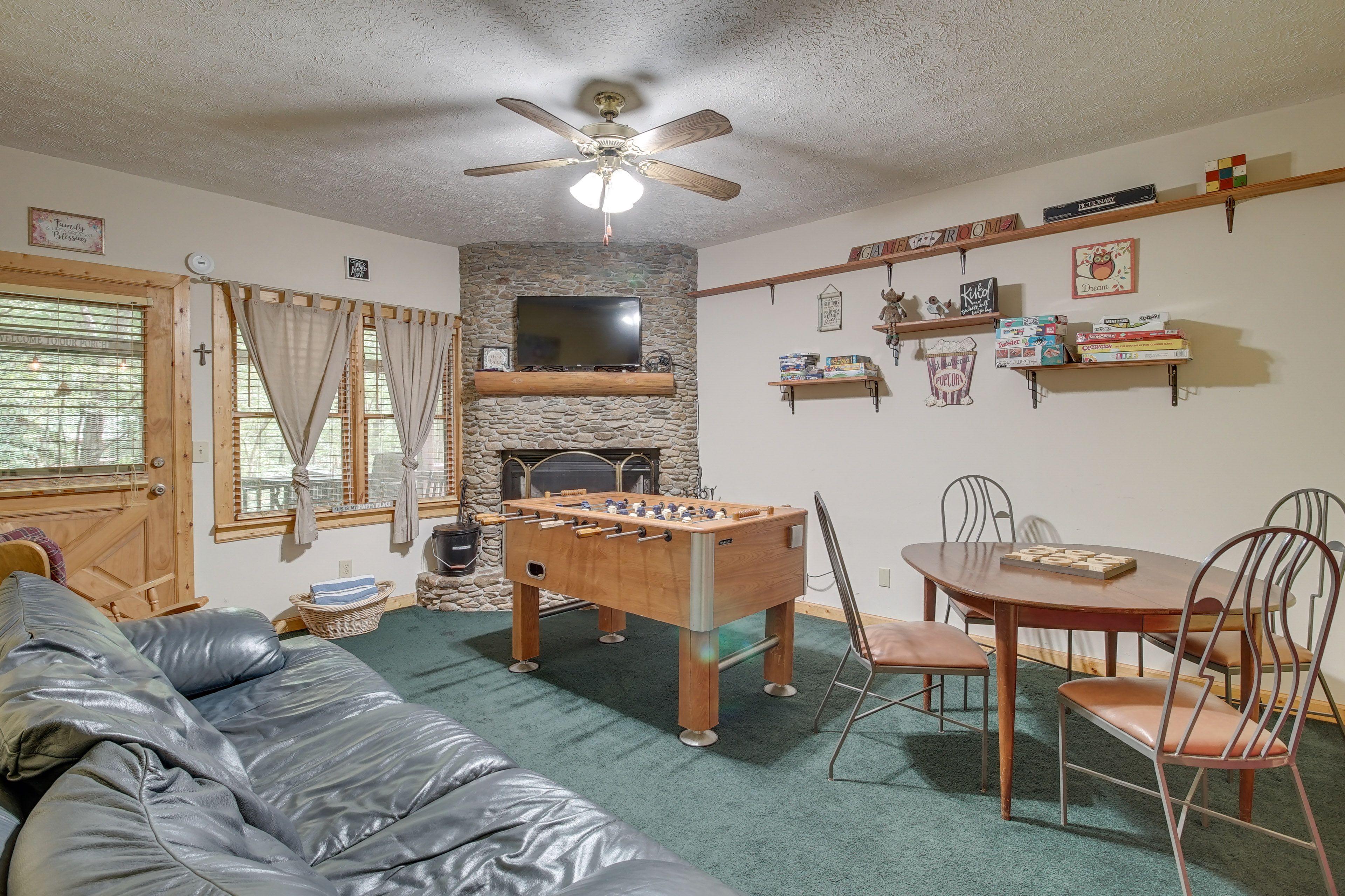 Game Room | Lower Level