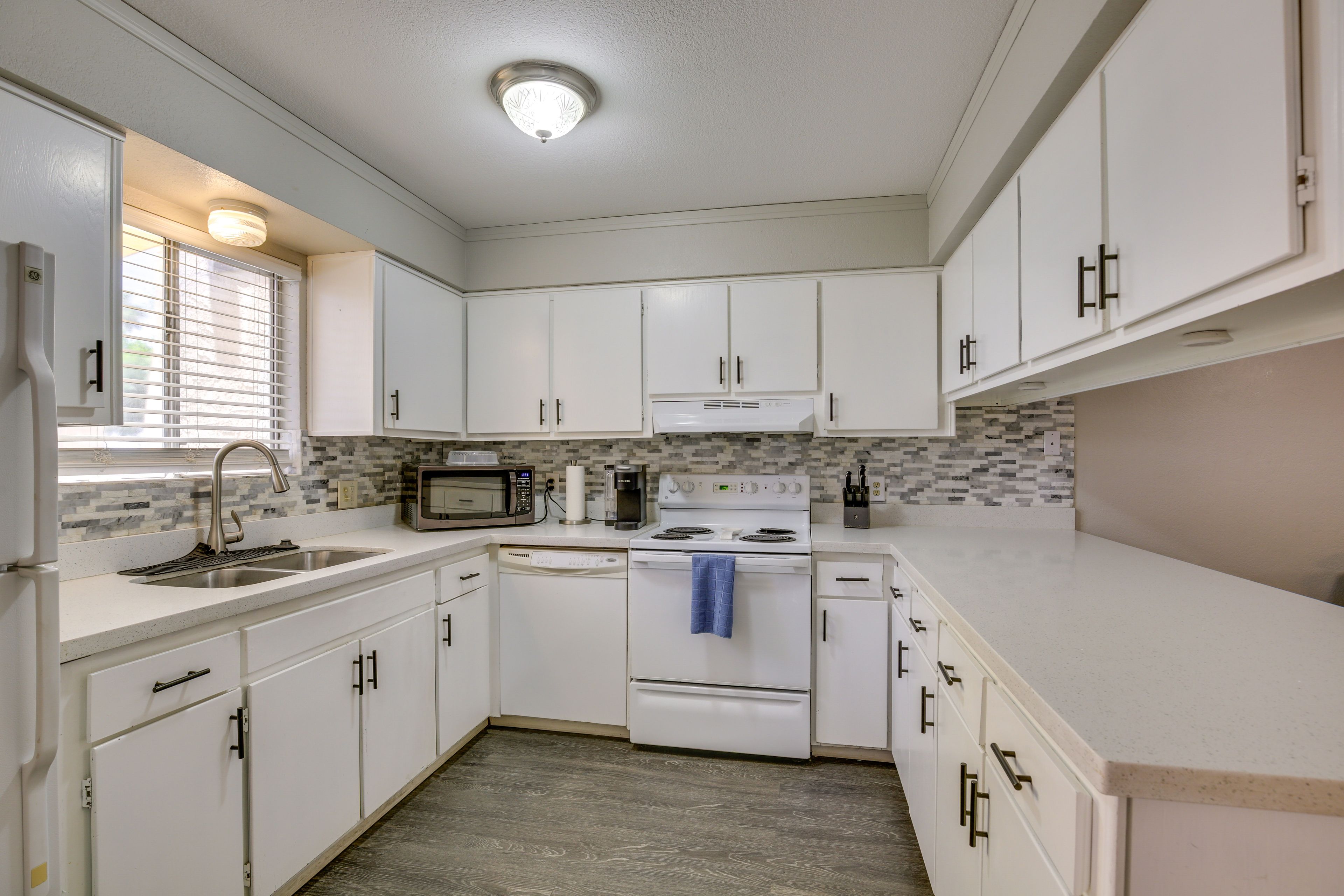 Kitchen | Single-Story Condo