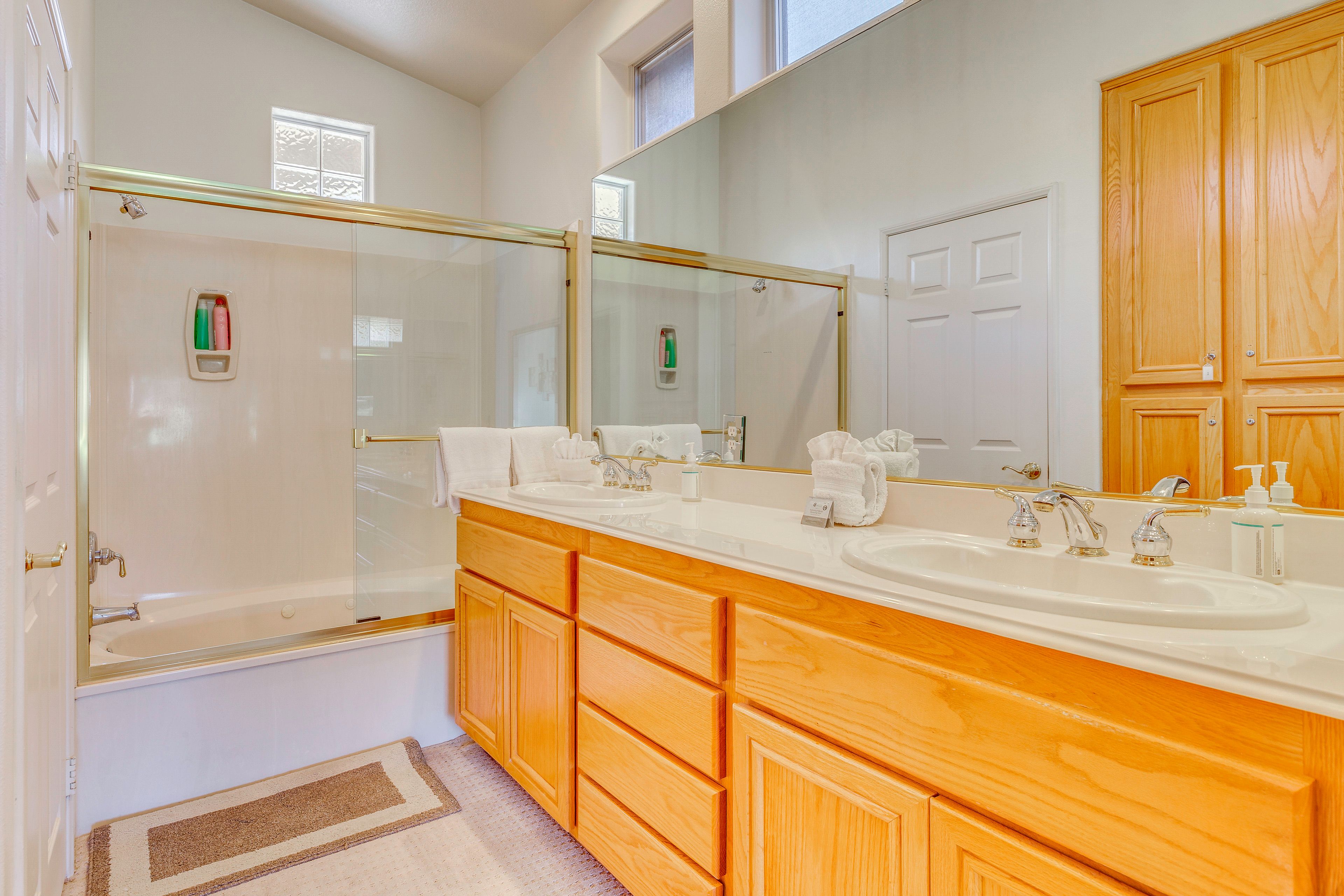 Full Bathroom