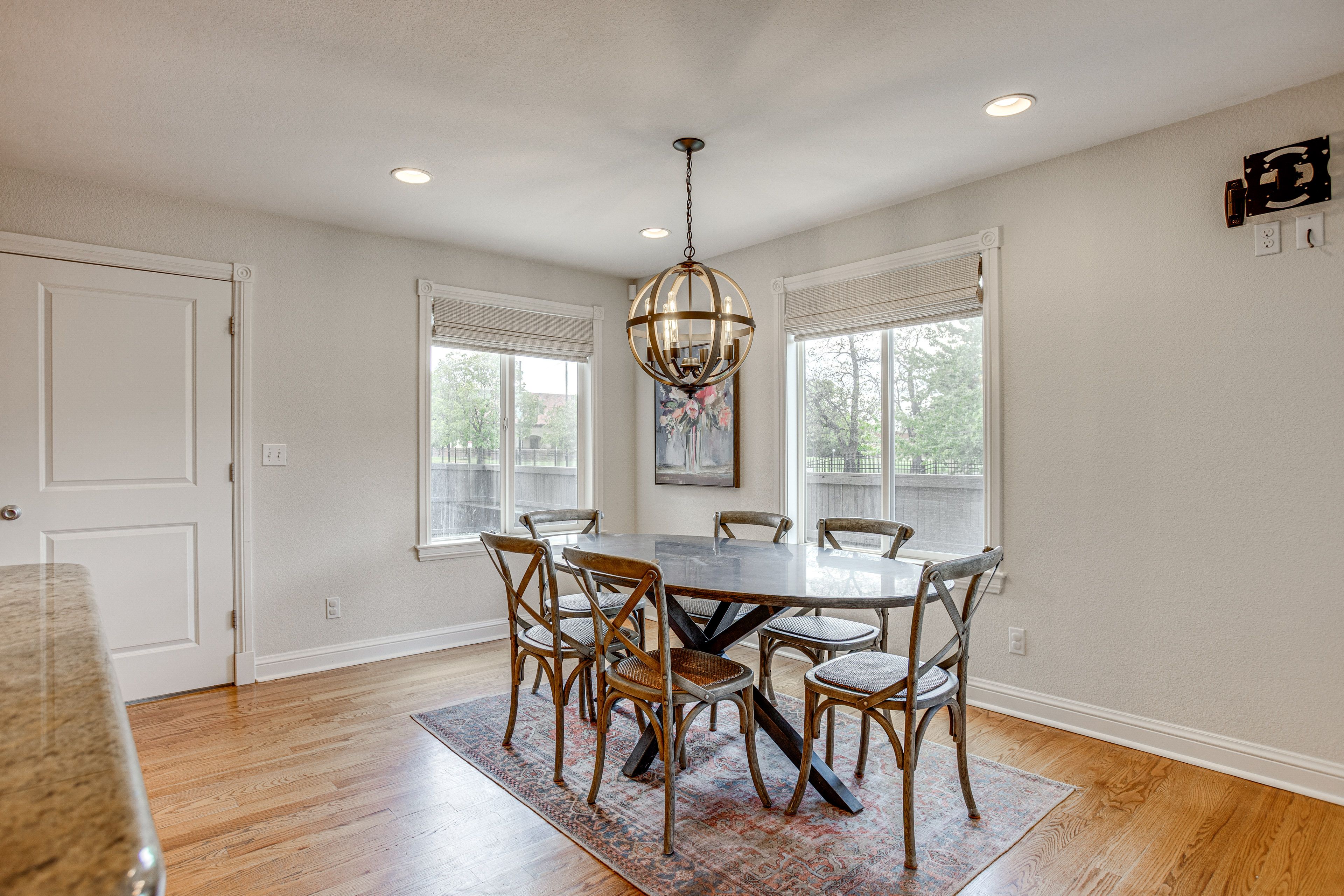 Dining Area | Dishes & Flatware Provided | 1st Floor