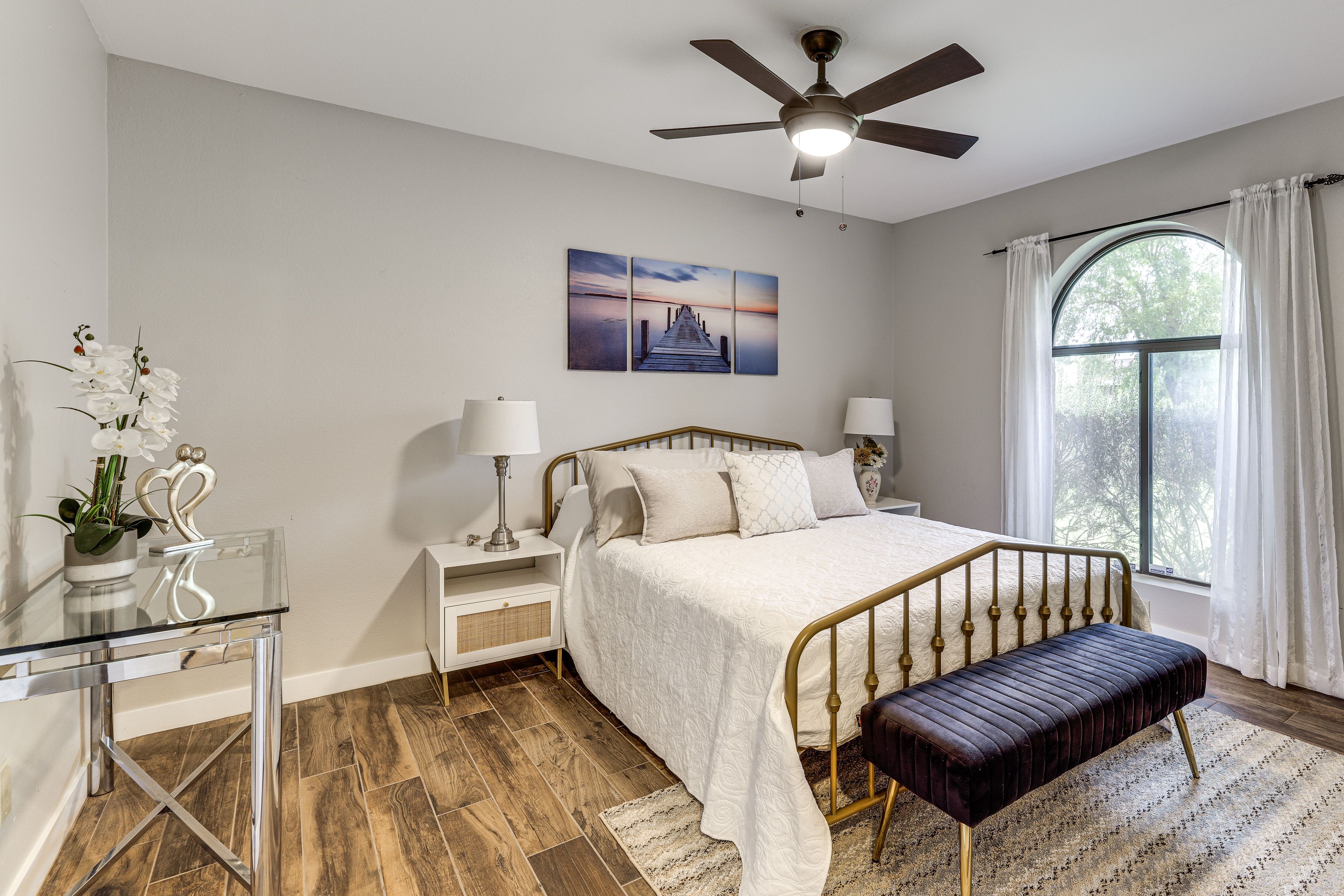 Bedroom 3 | Queen Bed