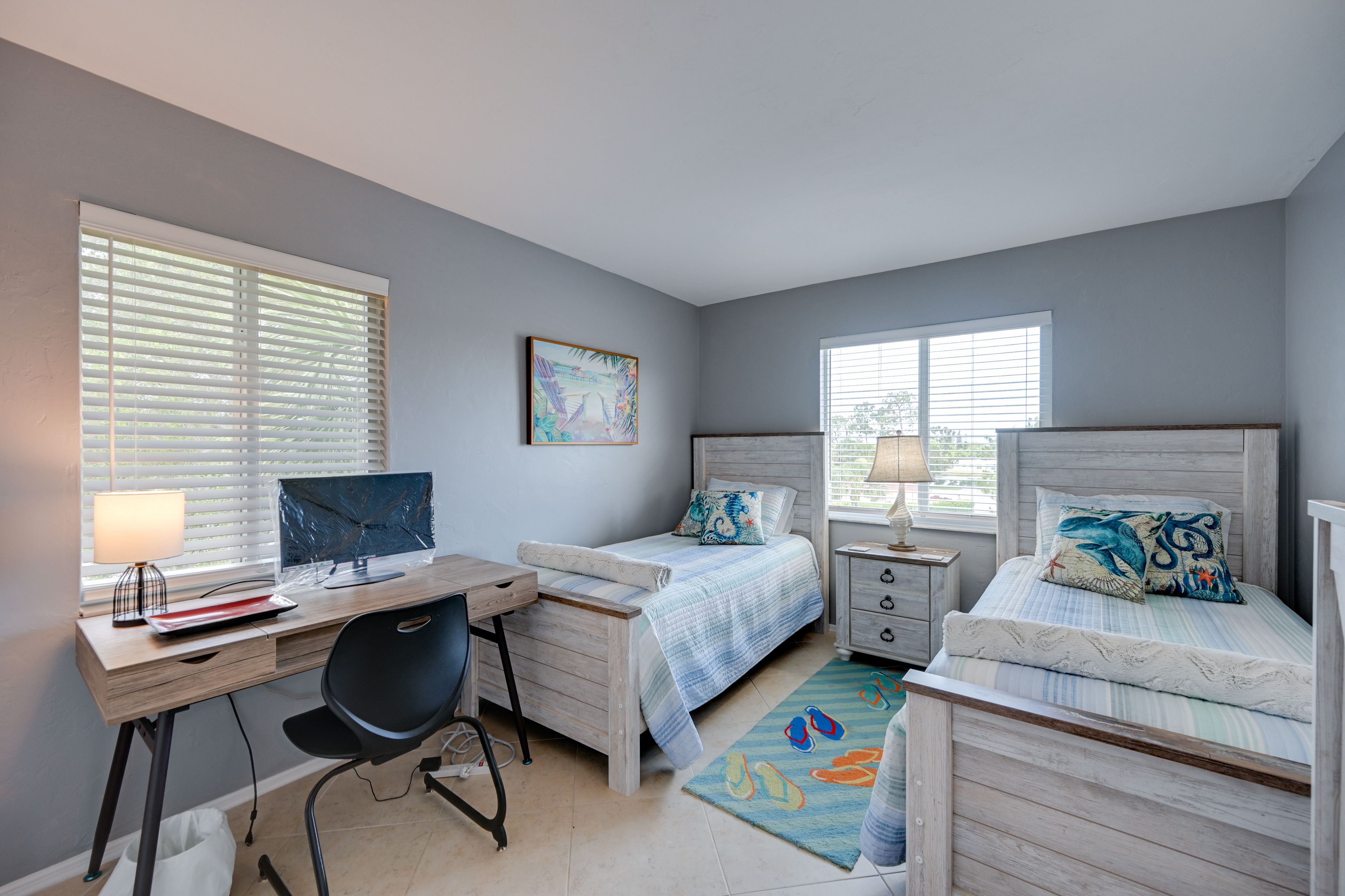 Bedroom 2 | 2 Twin Beds