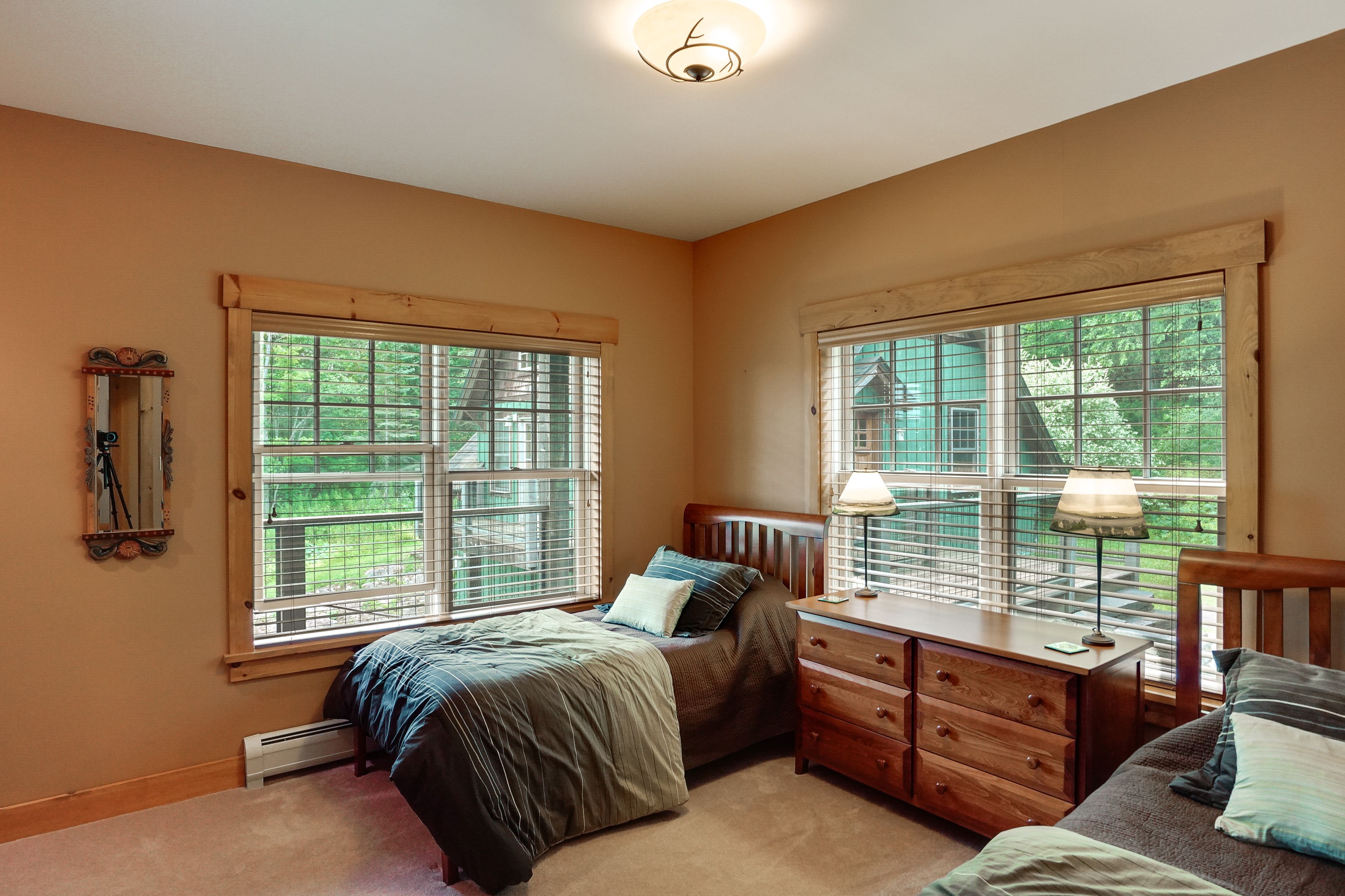 Bedroom 3 | Main Level | 2 Twin Beds