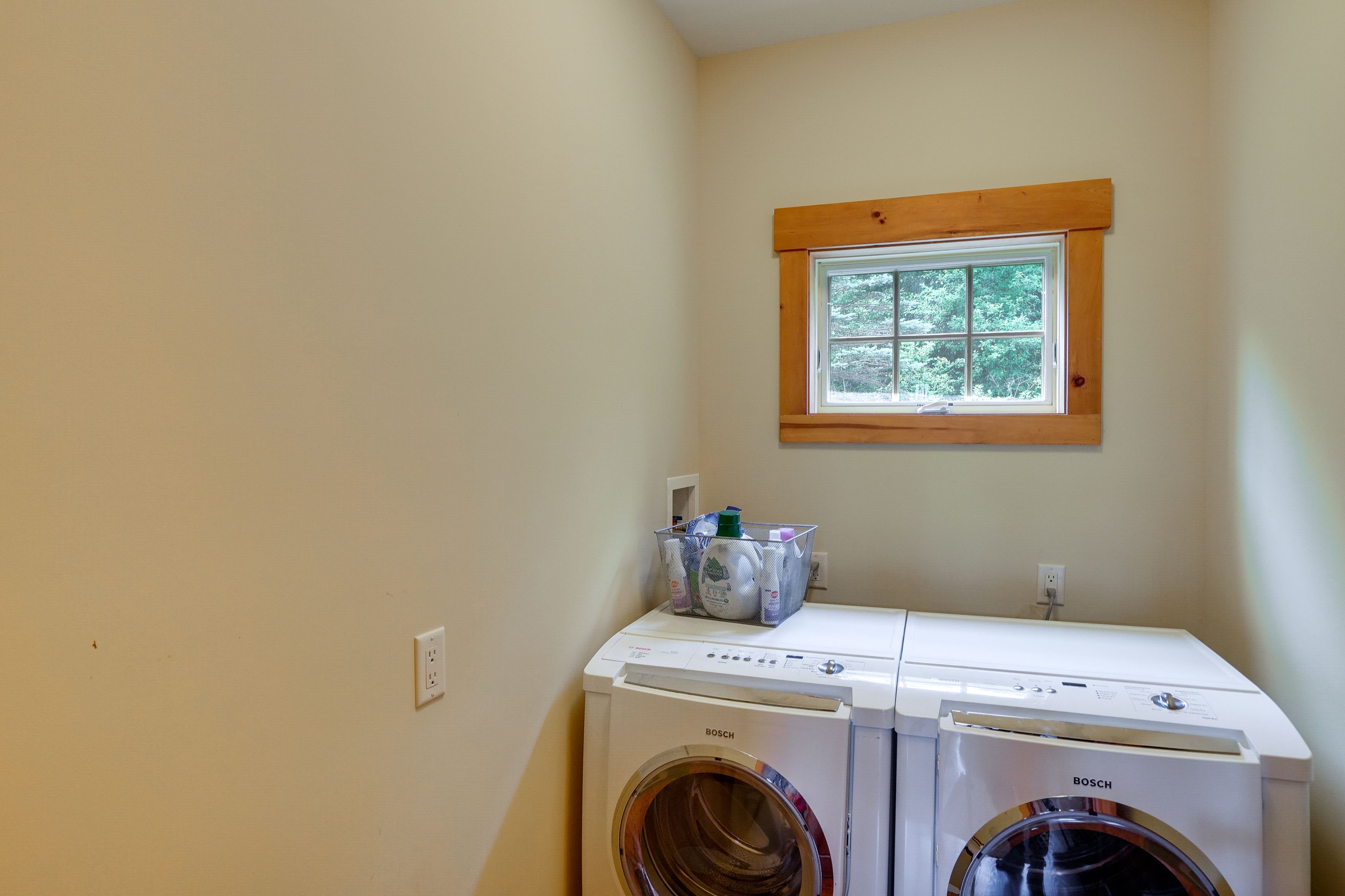 Laundry Room | Lower Level