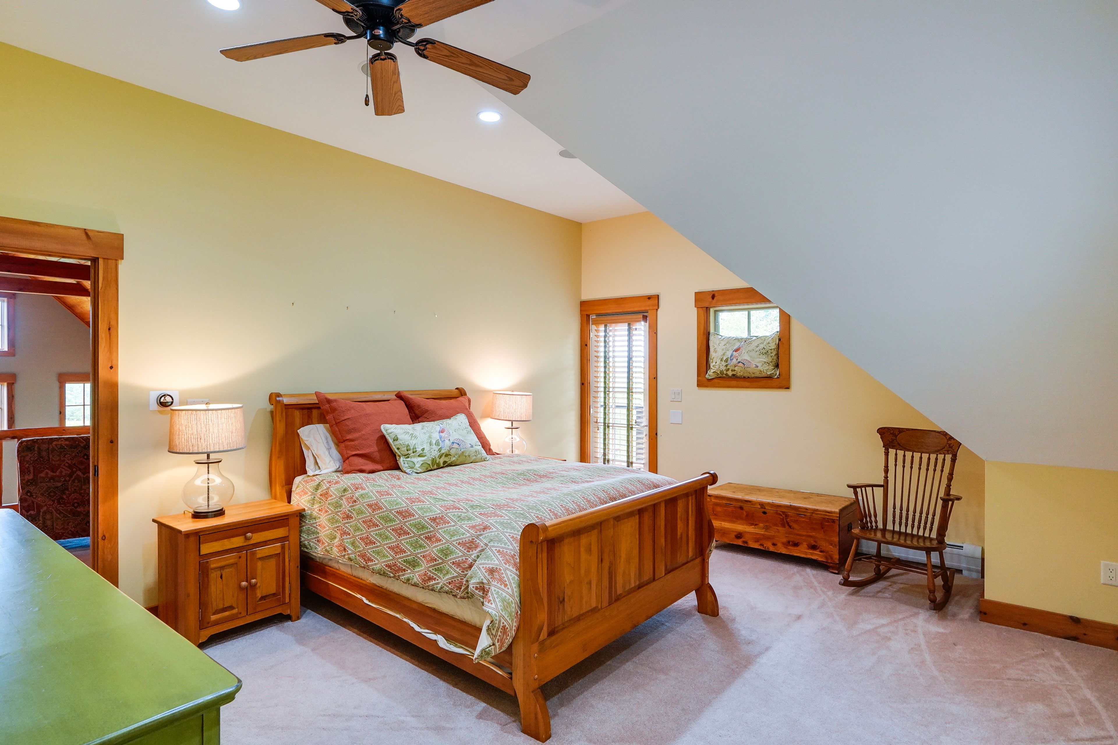 Bedroom 4 | Upper Level | Queen Bed
