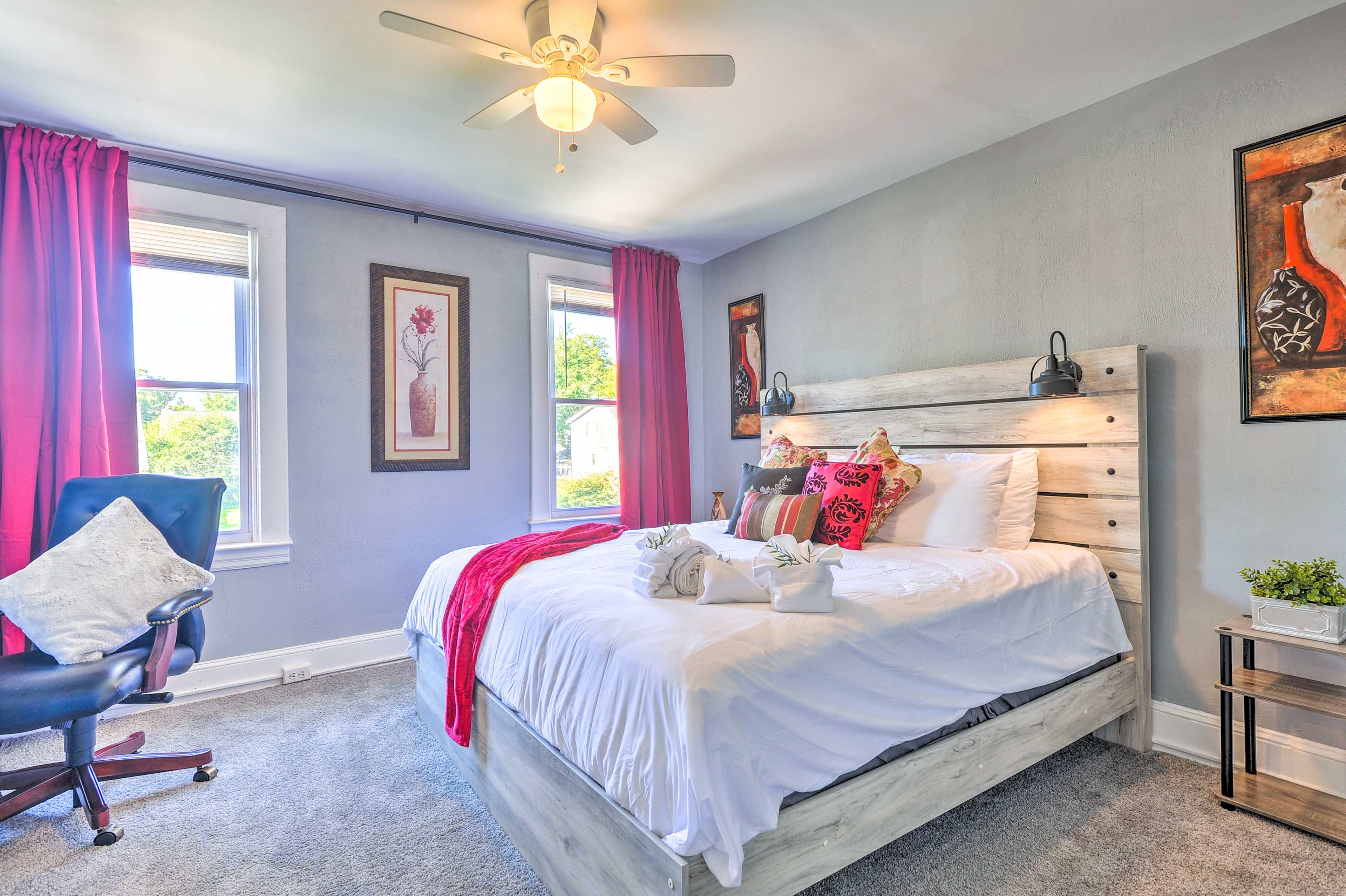 Bedroom 1 | King Bed | Smart TV | Laptop Workspace | 2nd Floor