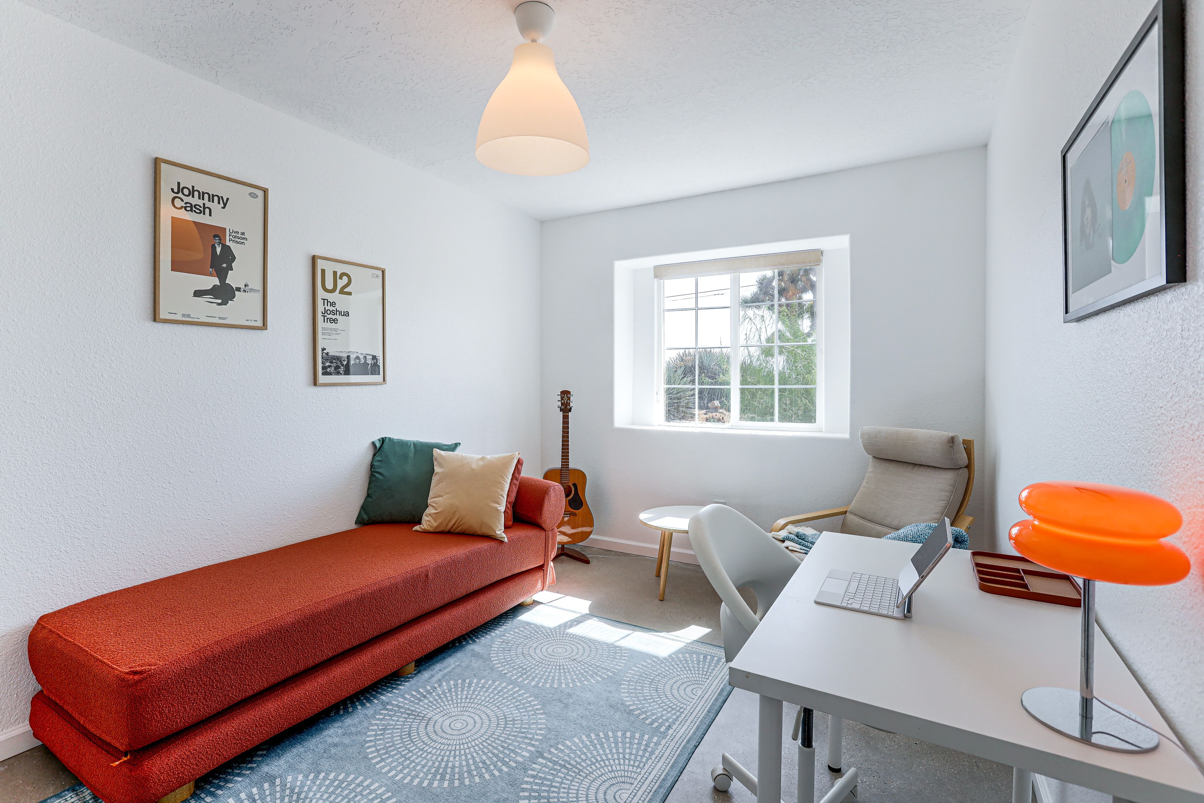 Office | Queen Daybed
