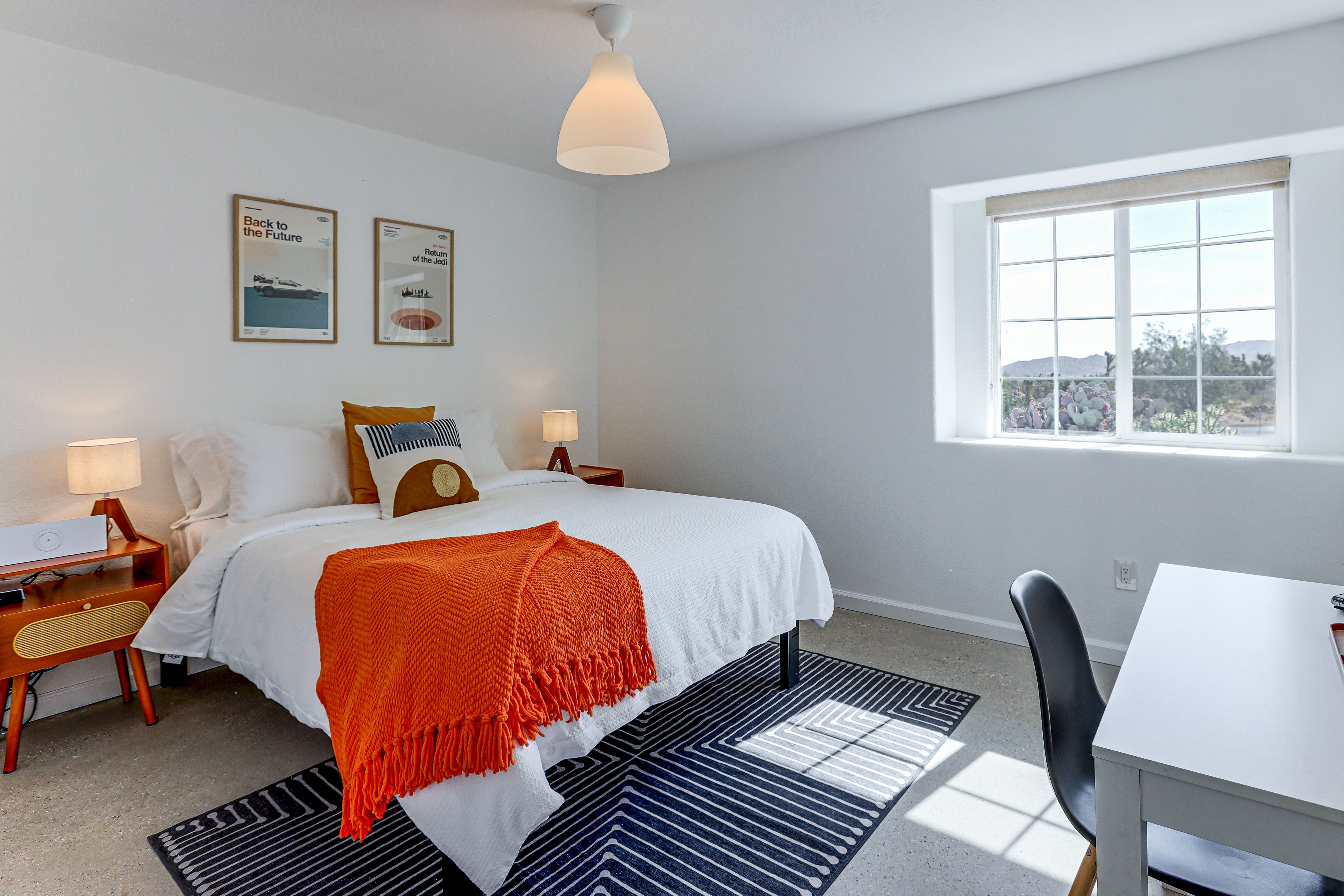 Bedroom 3 | Queen Bed