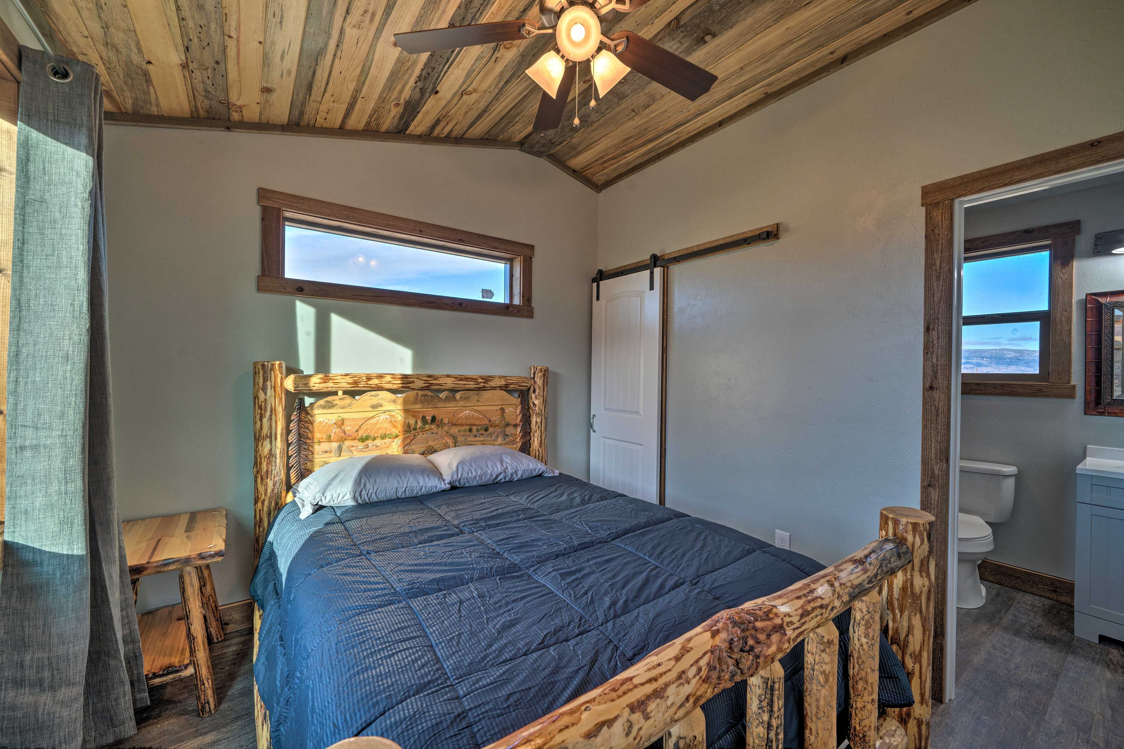 Fisherman Cabin | Bedroom 5 | Queen Bed