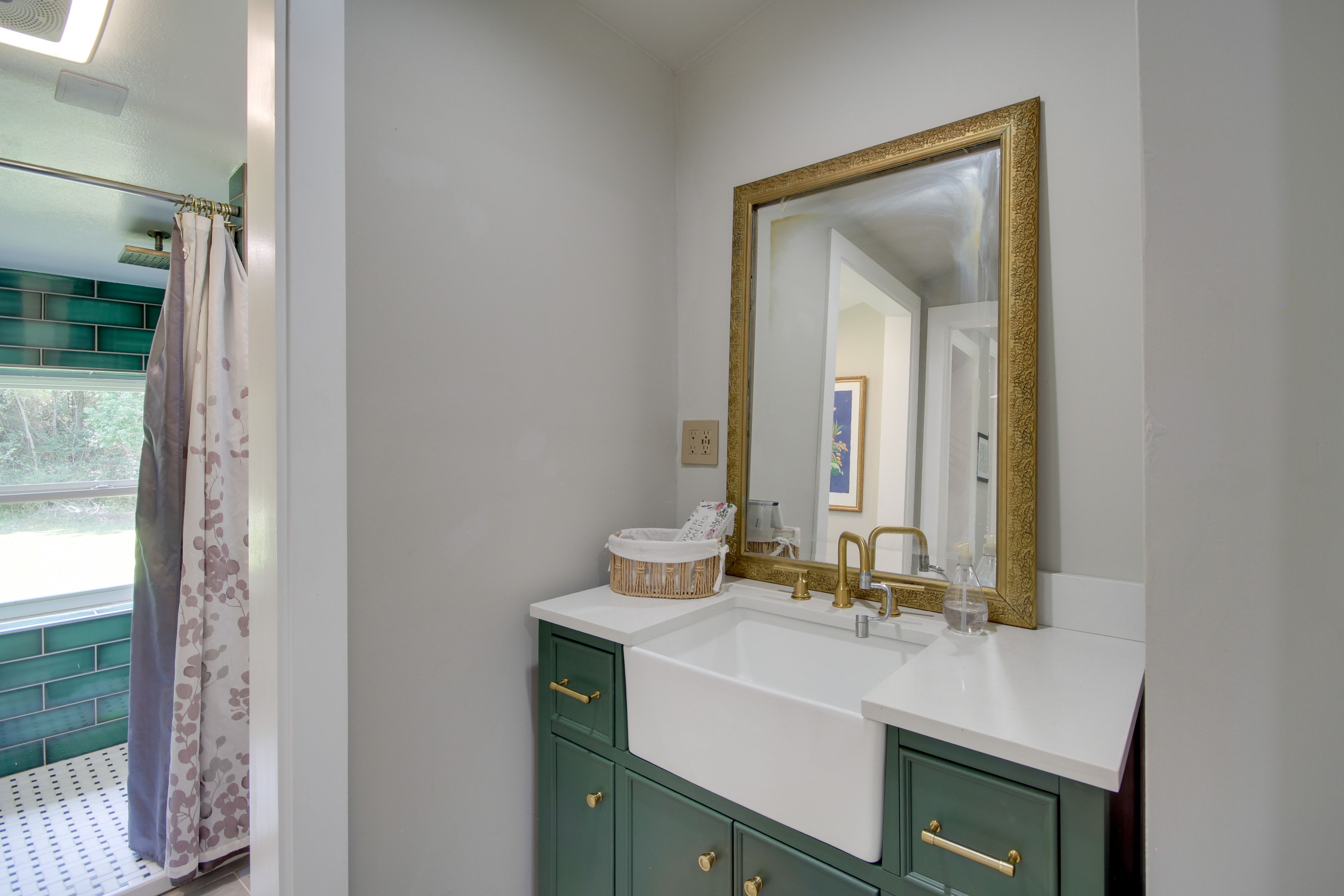 En-Suite Bathroom