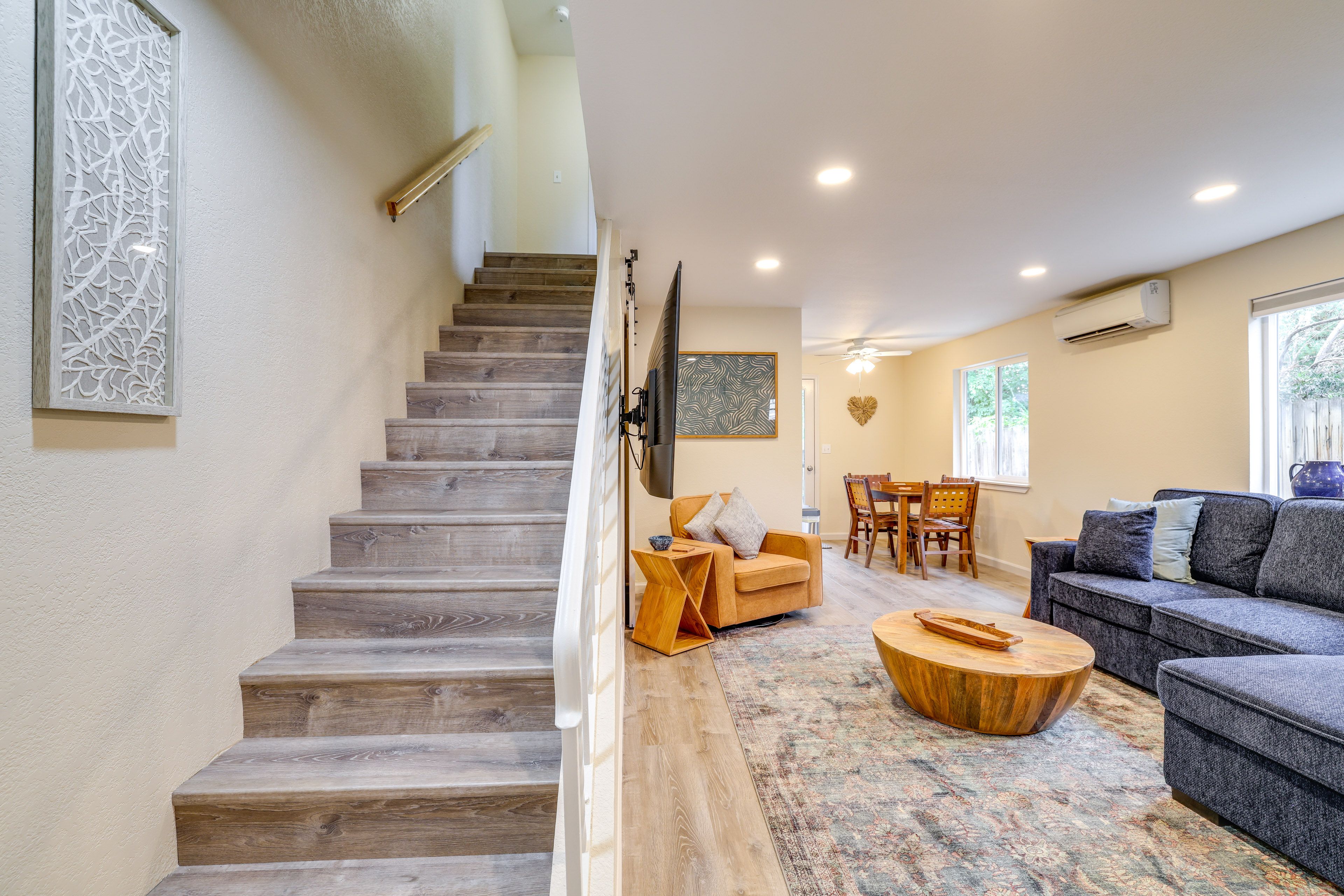 Staircase | 1st Floor