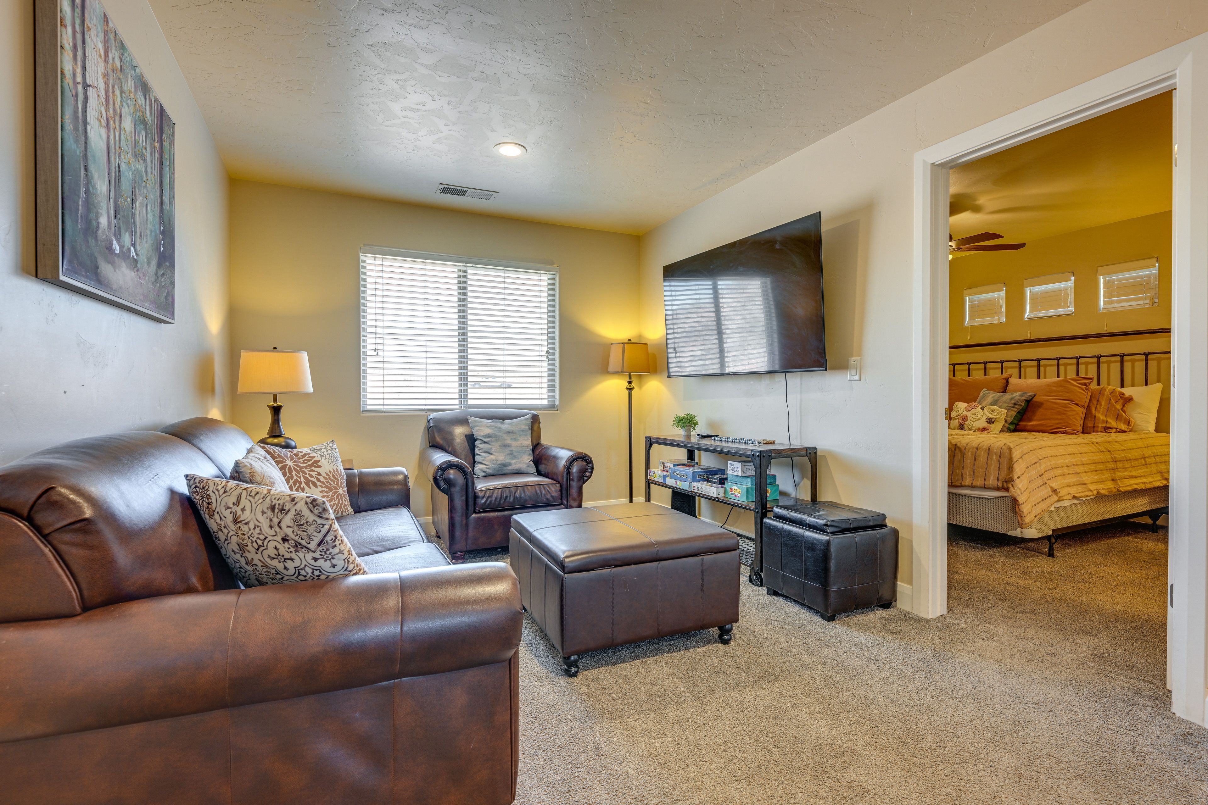 Family Room | Desk | Board Games | Smart TV