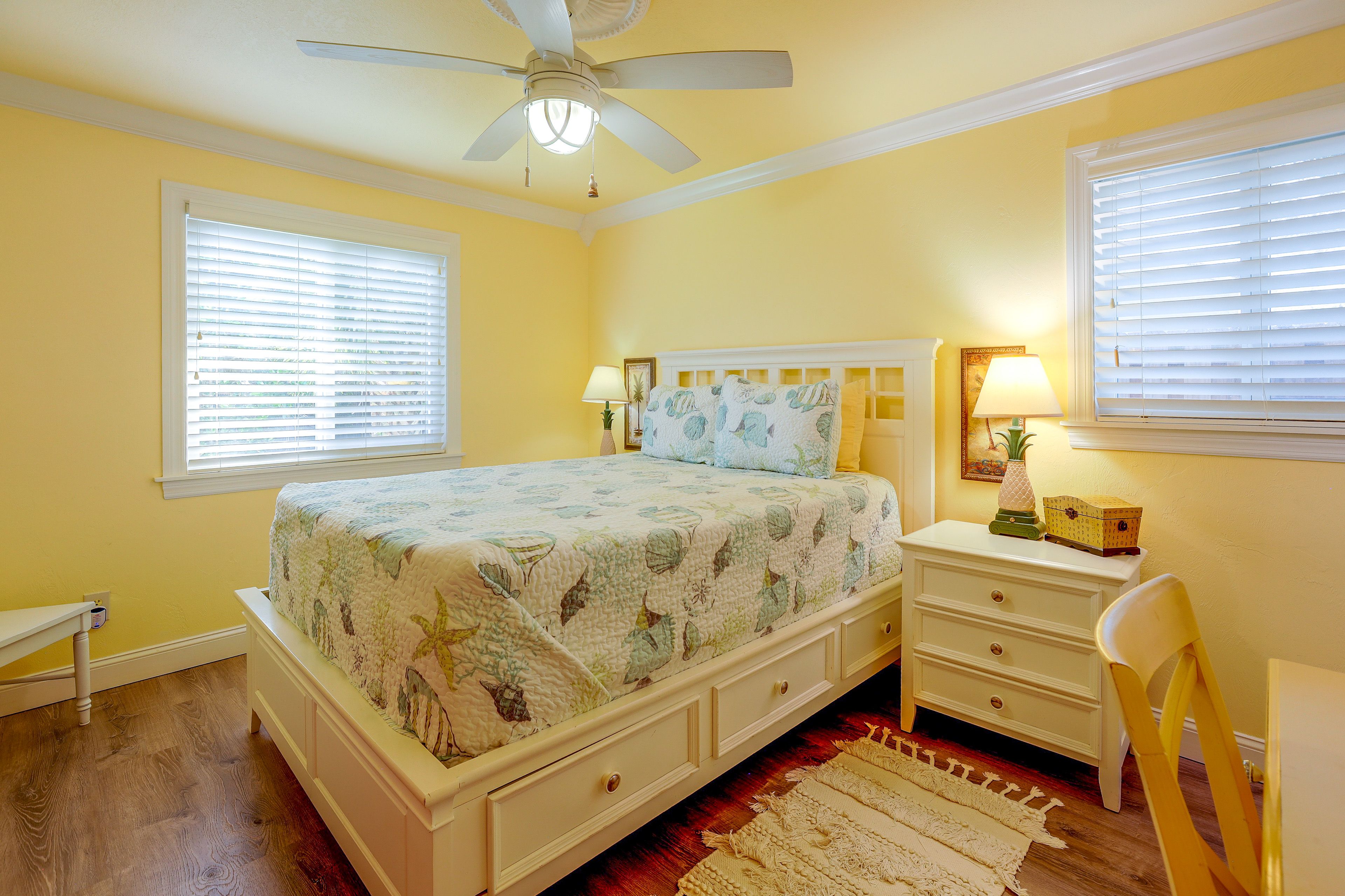 Bedroom 3 | Queen Bed