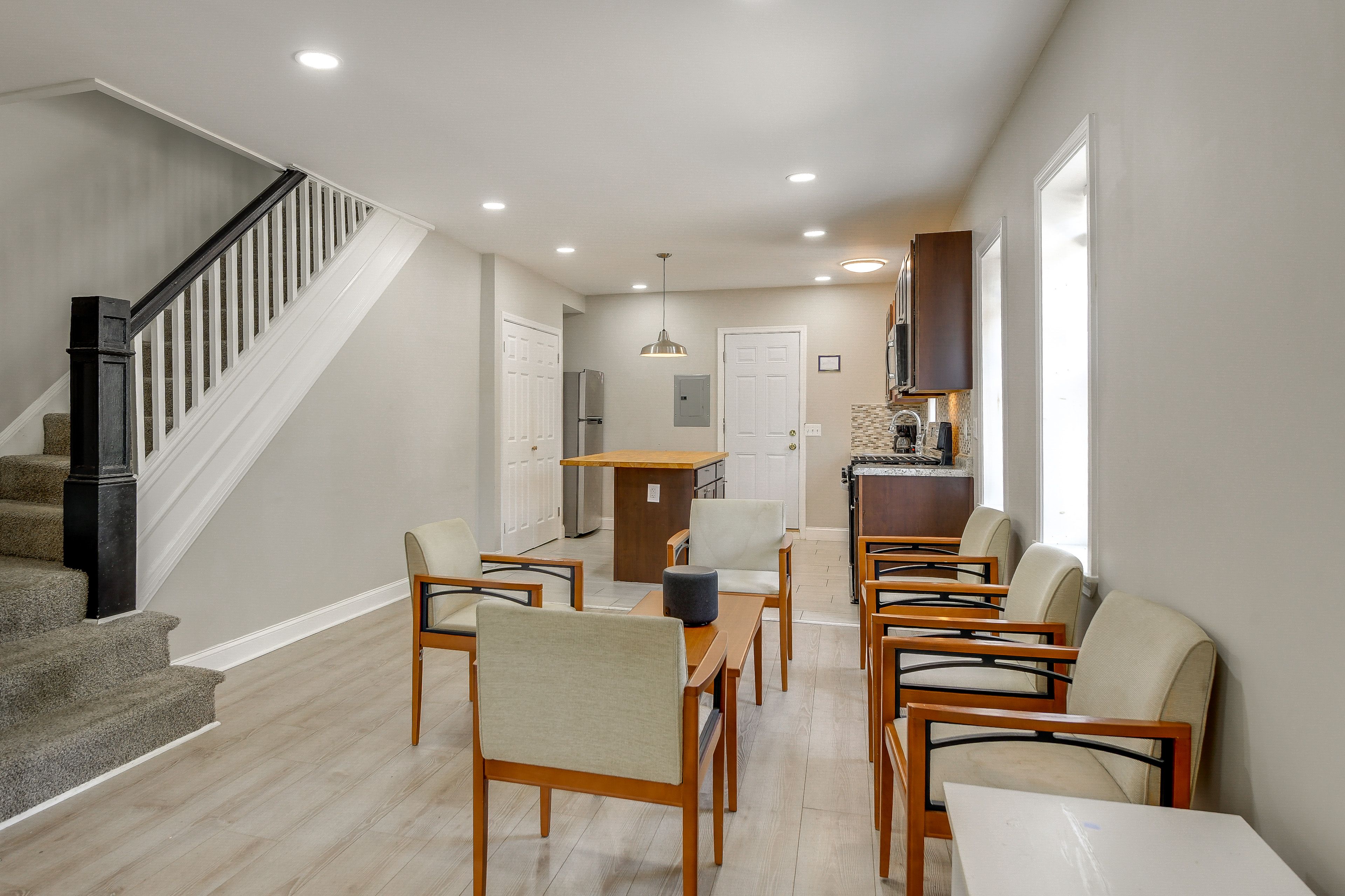 Sitting Area | 1st Floor