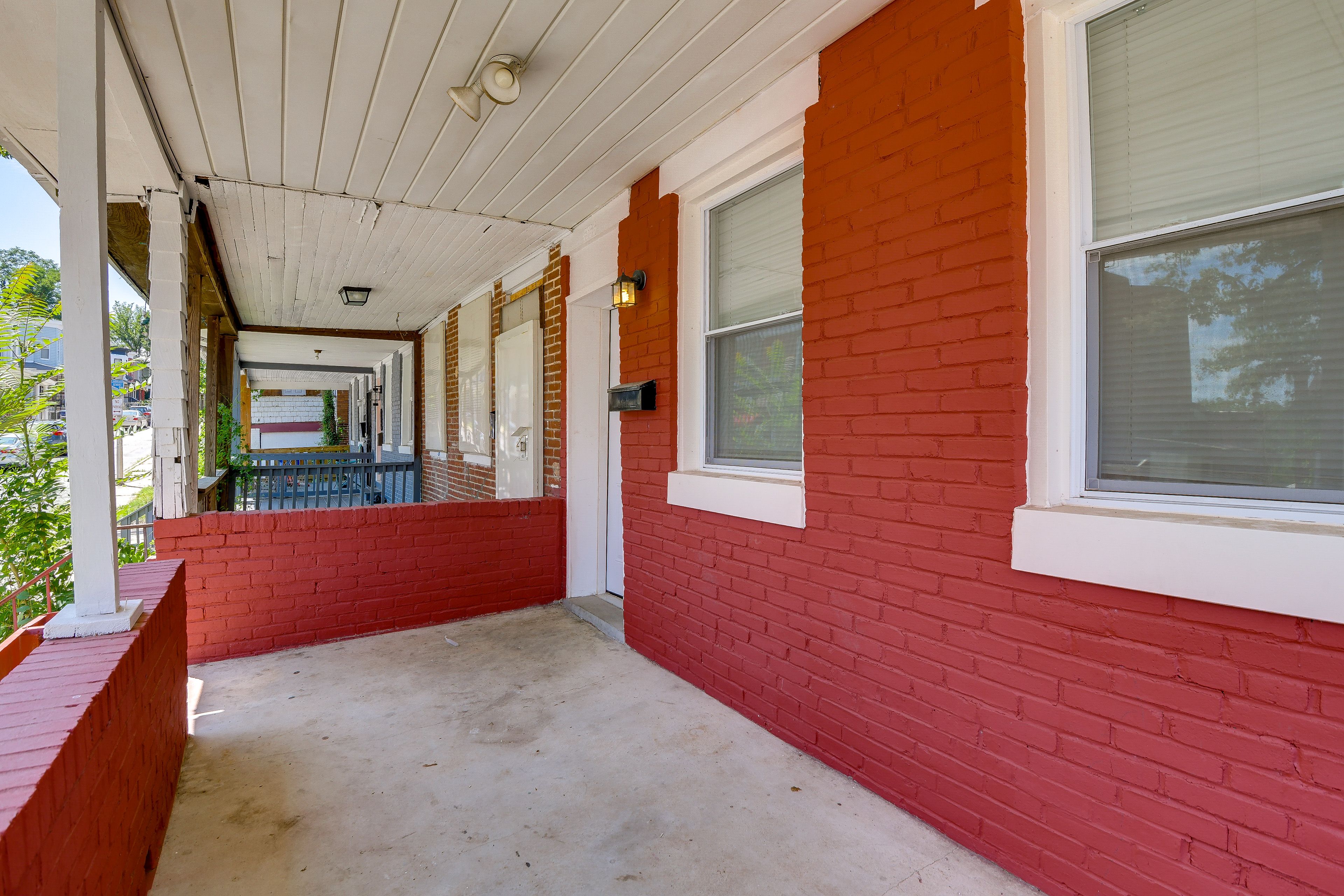 Front Porch | Private Entrance