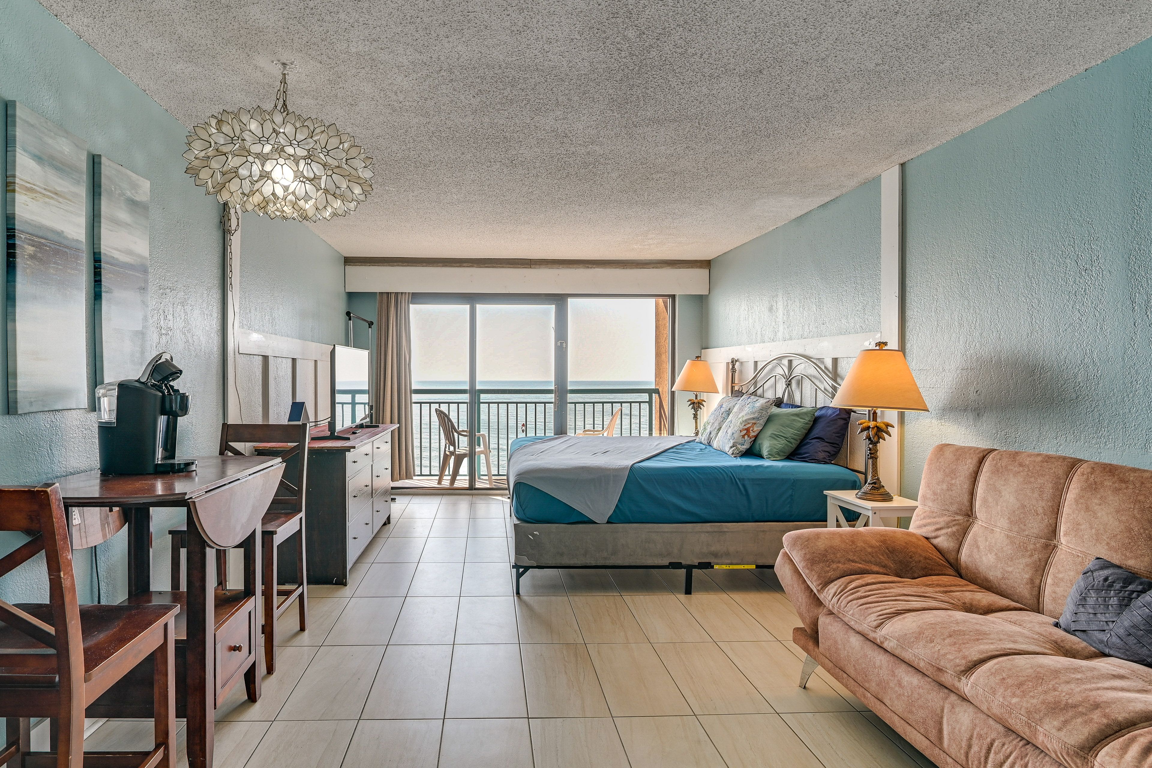 Myrtle Beach Vacation Rental | Studio | 1BA | 400 Sq Ft | Step-Free Access