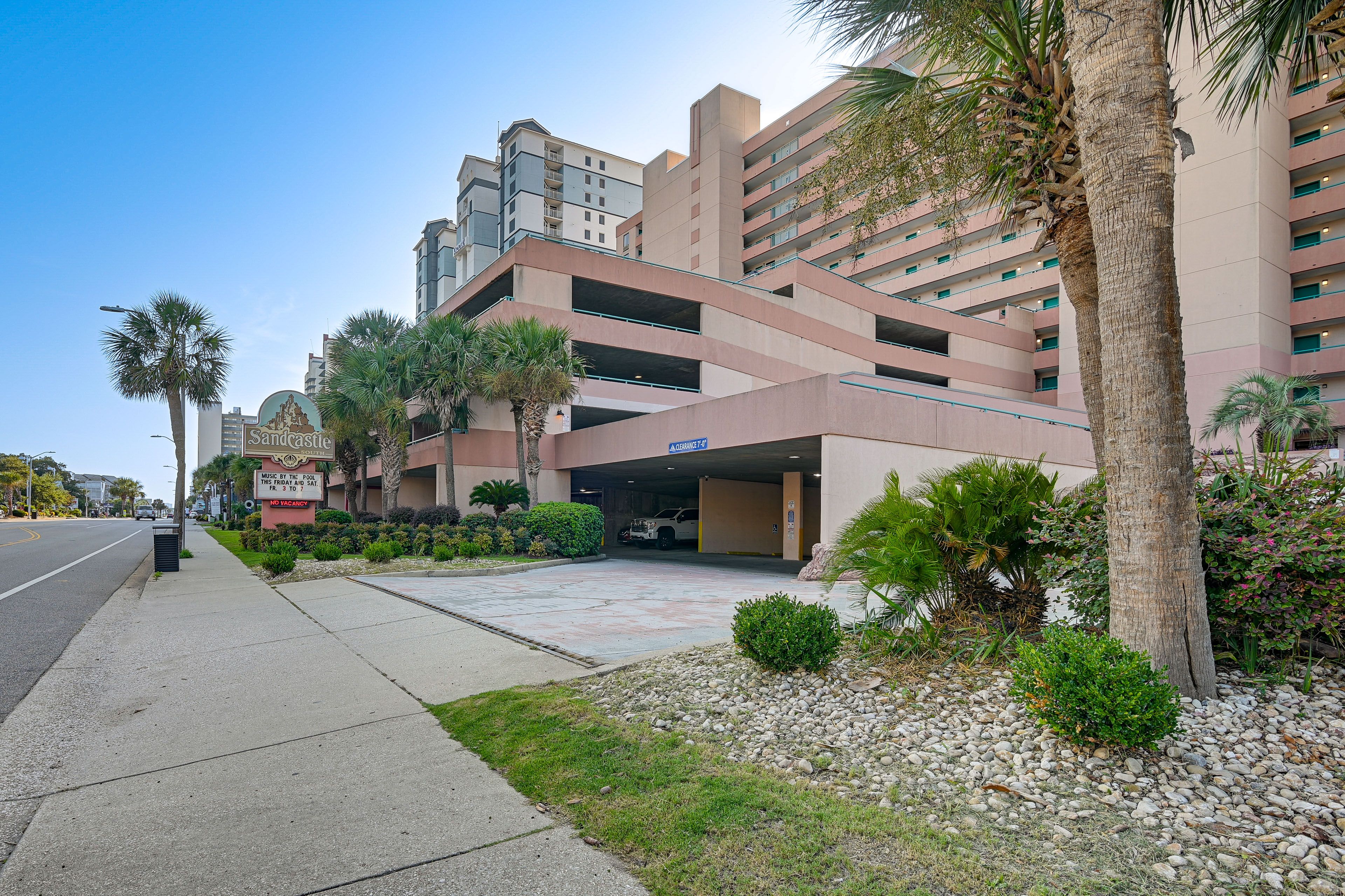 Community Parking Deck | 2 Vehicles