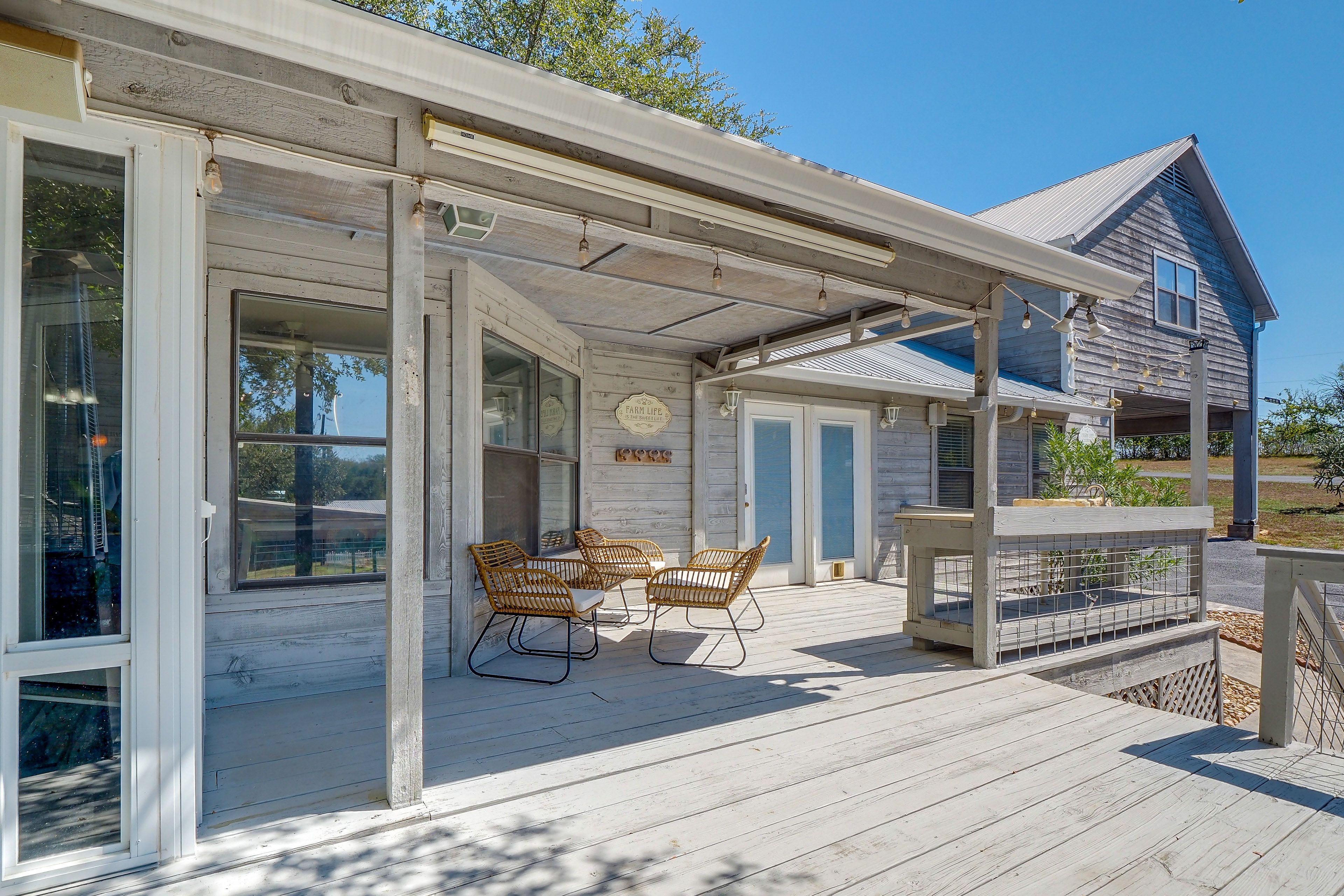 Georgetown Vacation Rental | 3BR | 3.5BA | 2,600 Sq Ft