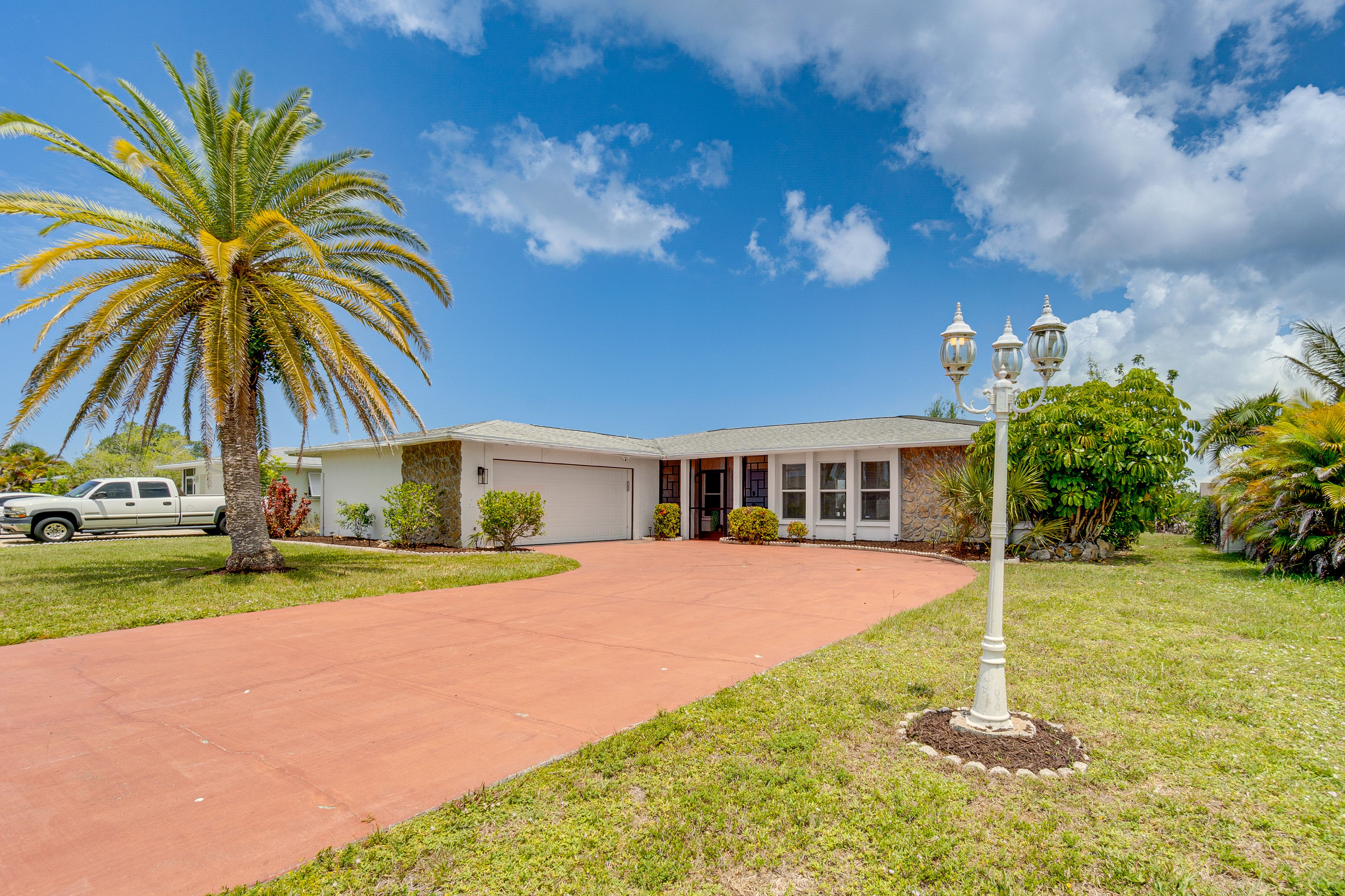 Rotonda West Vacation Rental | 2BR | 1BA | 1,700 Sq Ft
