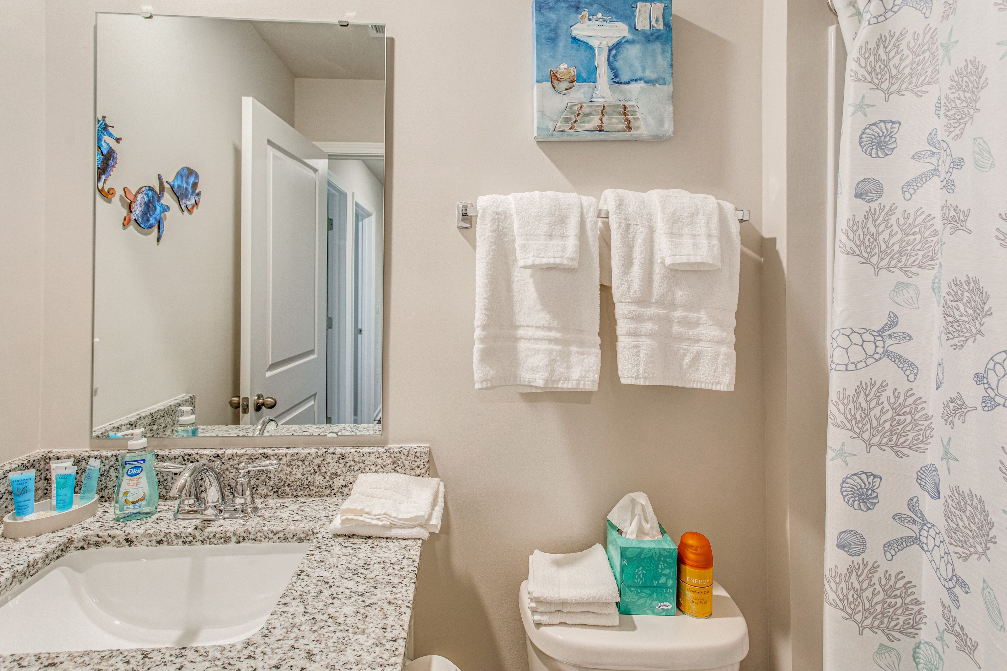 Full Bathroom | 2nd Floor