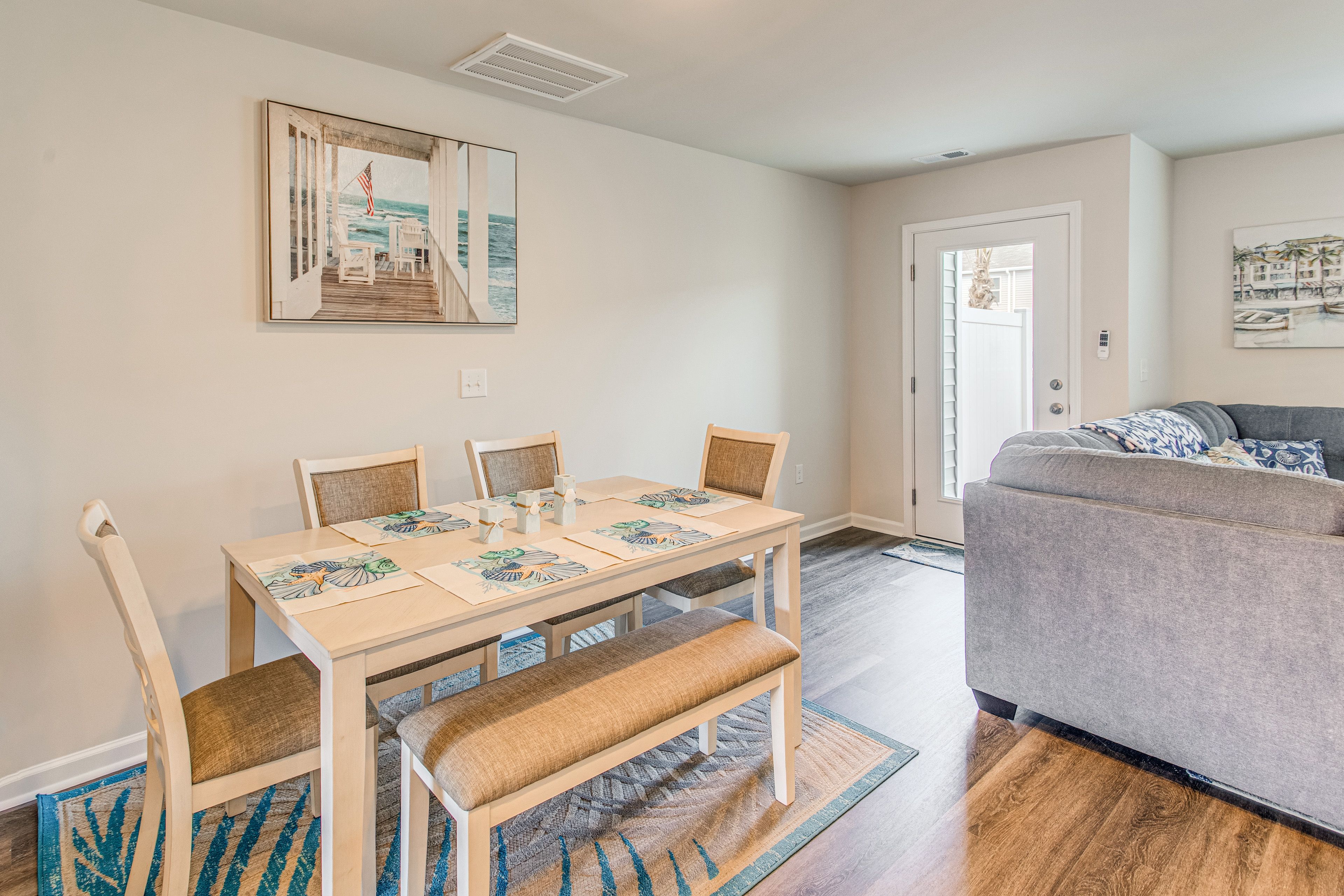 Dining Area | 1st Floor