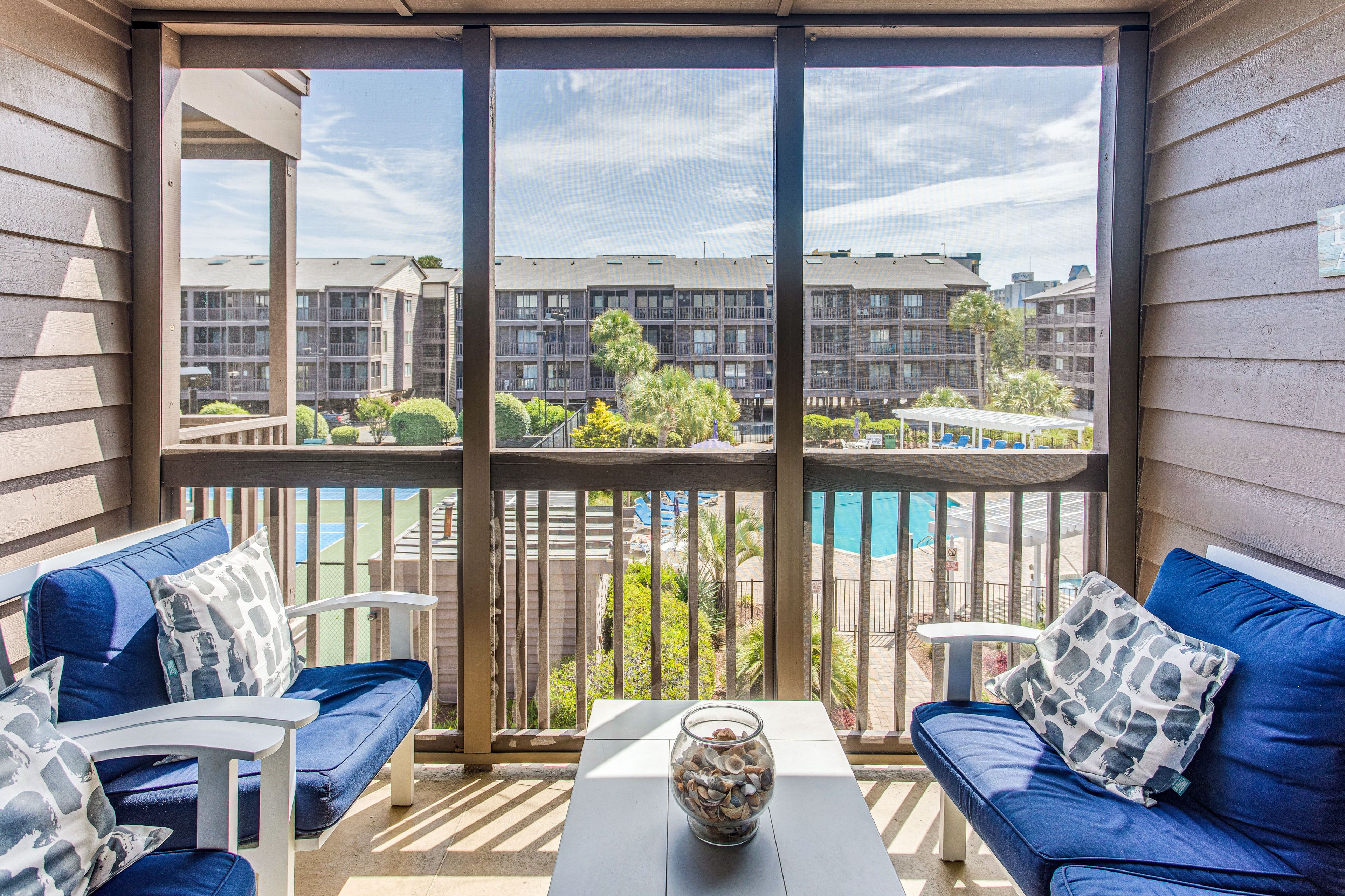 Screened Balcony
