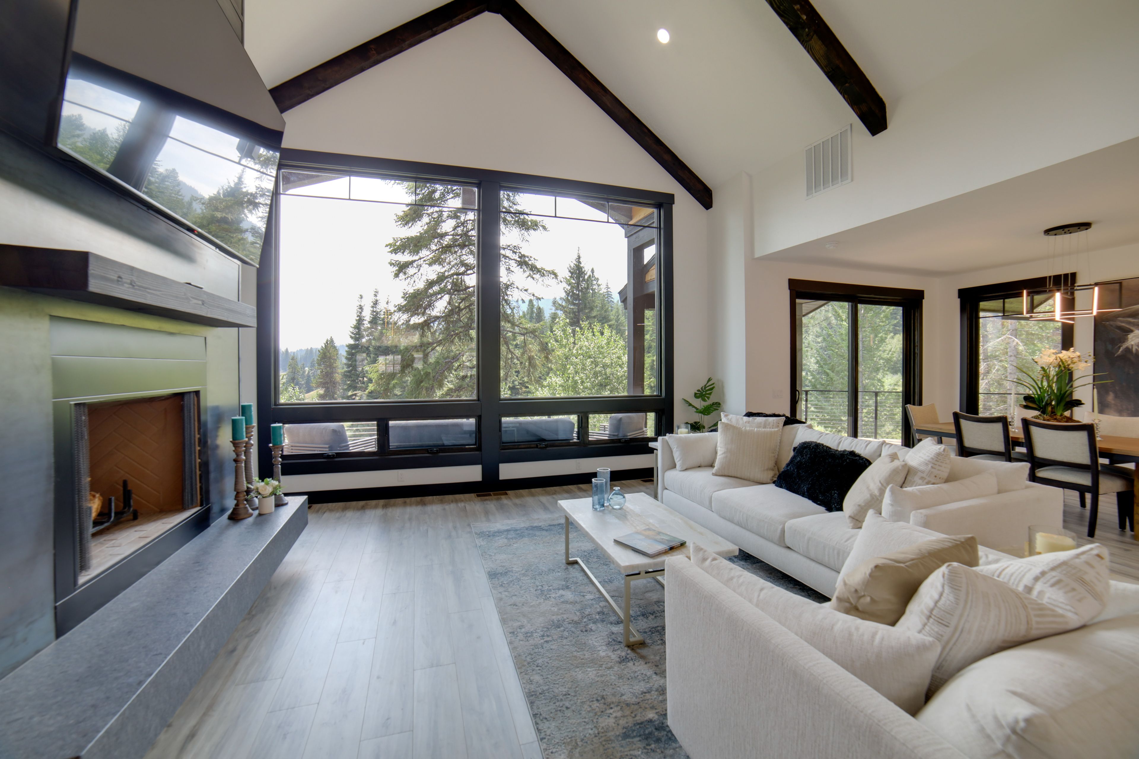 Living Room | Main Level
