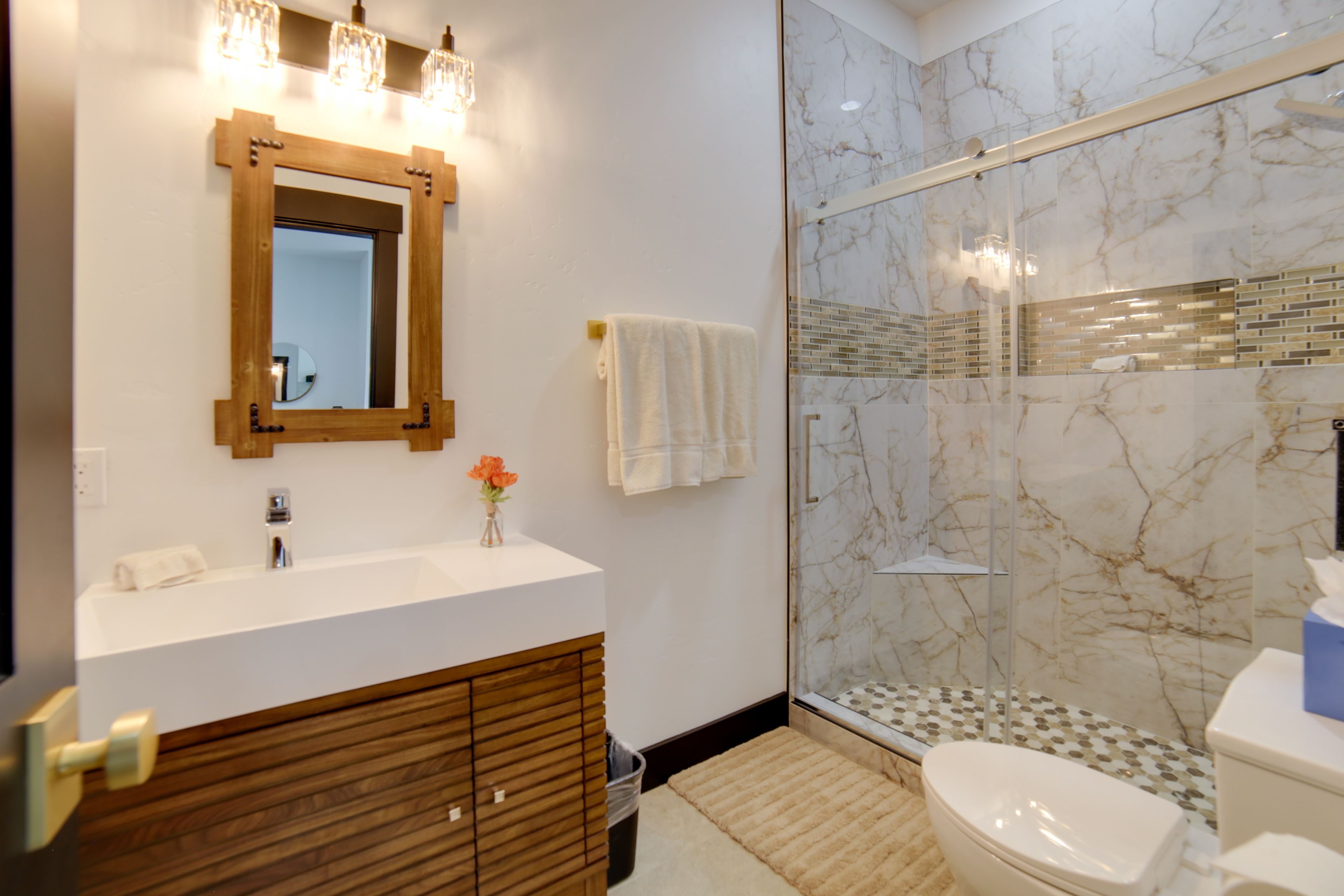 Full Bathroom | Lower Level