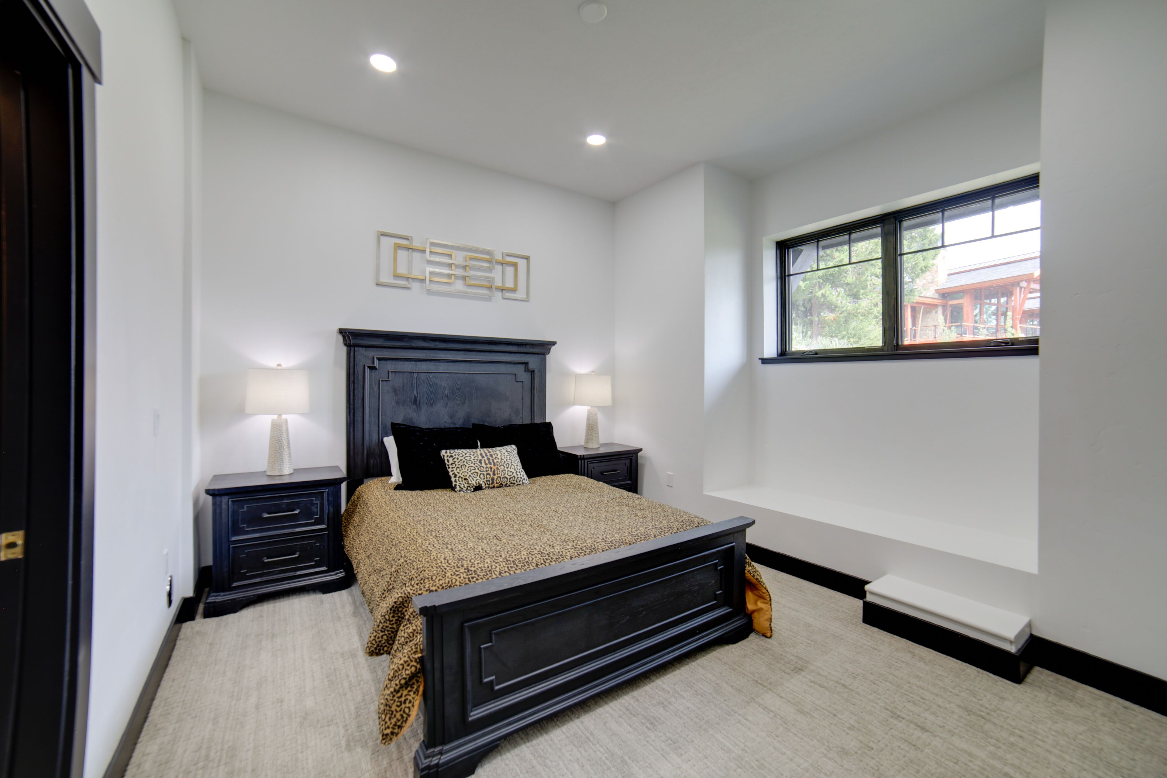 Bedroom 3 | Lower Level | Queen Bed