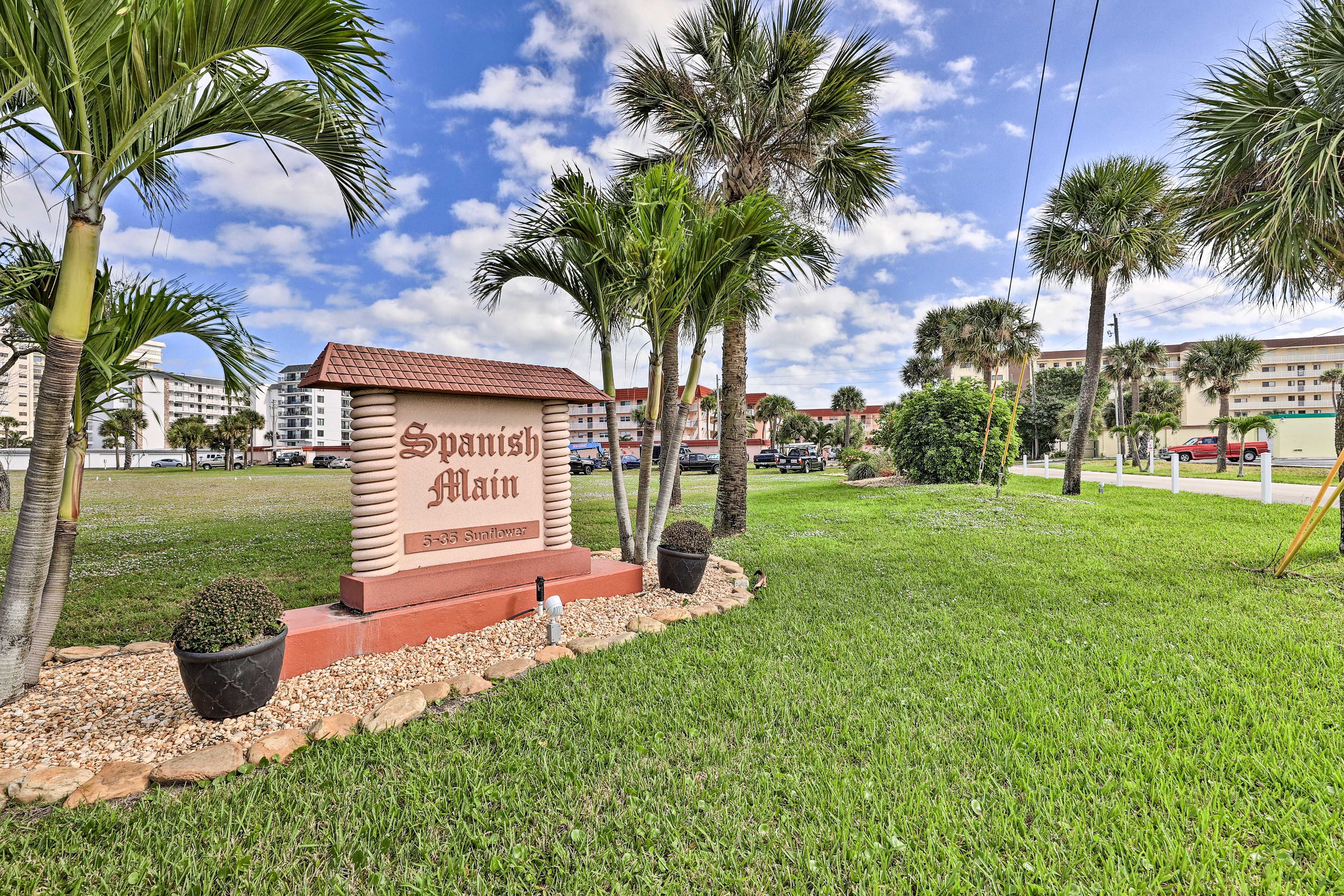 Spanish Main | Community Amenities