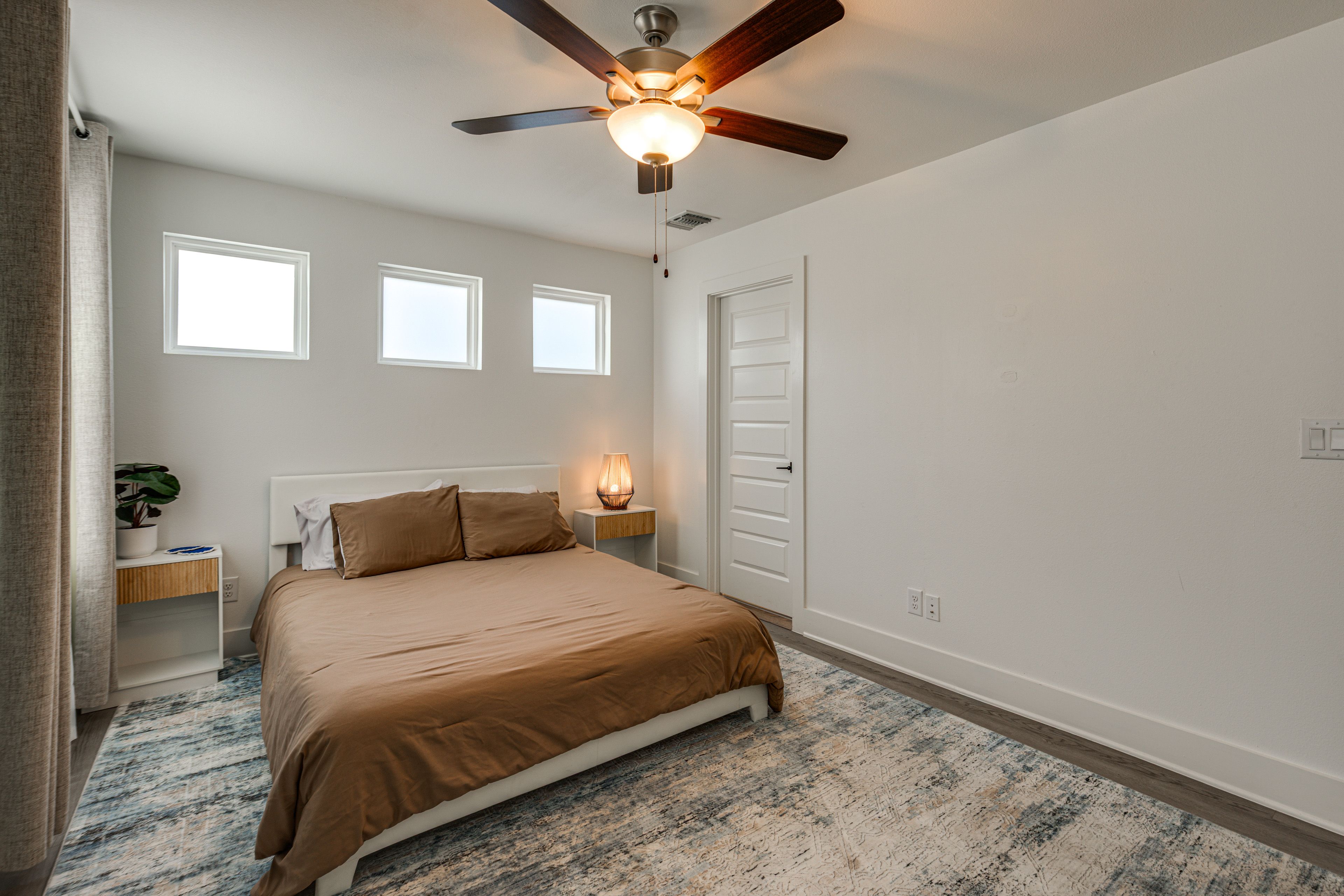 Bedroom 1 | Queen Bed | 2nd Floor