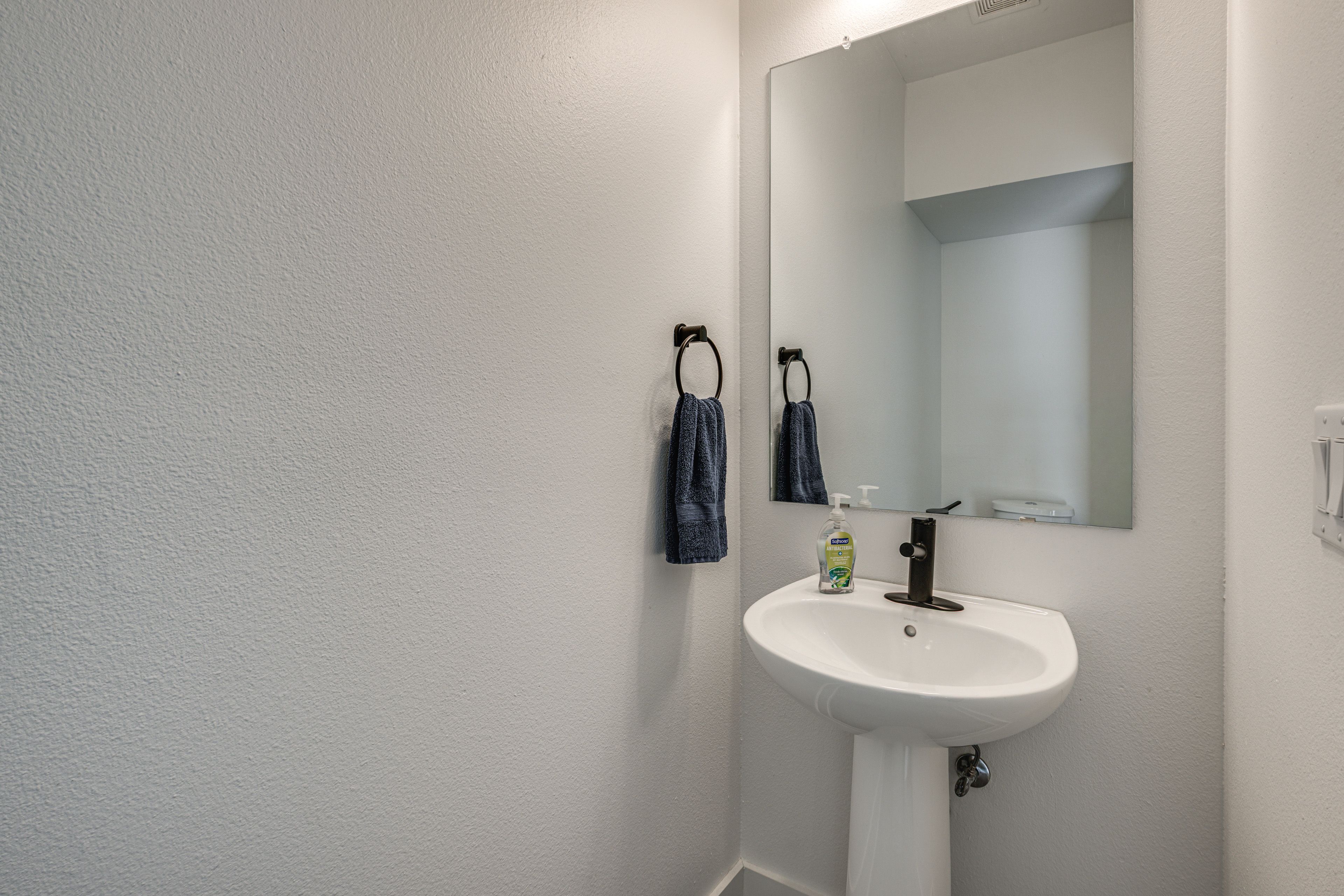 Half Bathroom | 1st Floor